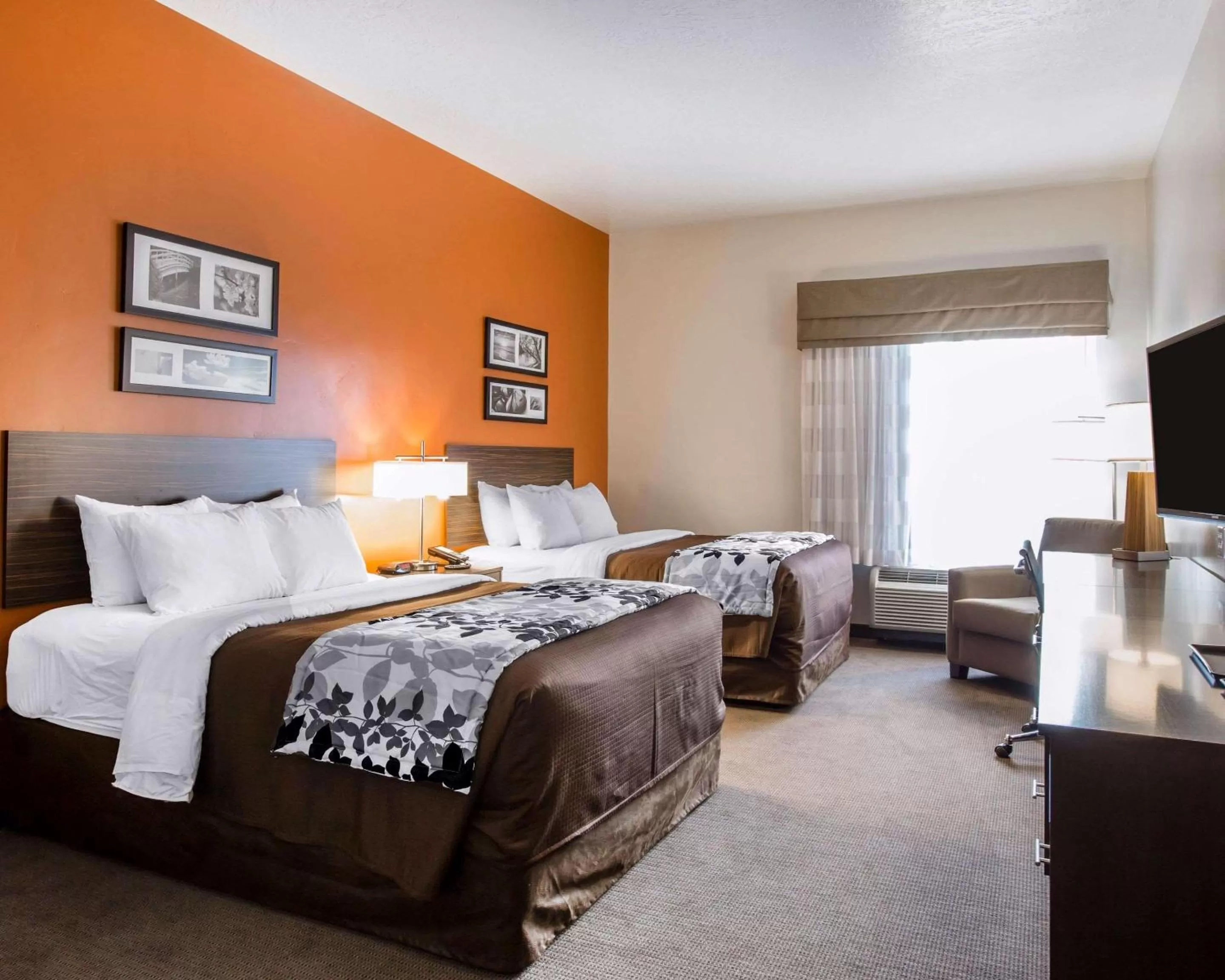 Photo of the whole room, Bed in Sleep Inn & Suites Page at Lake Powell