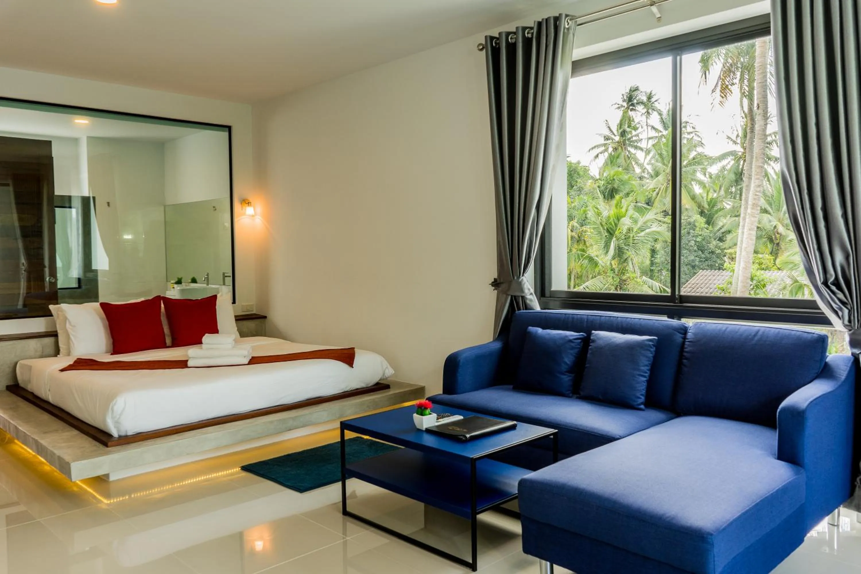 Photo of the whole room, Bed in Am Samui Resort Taling Ngam