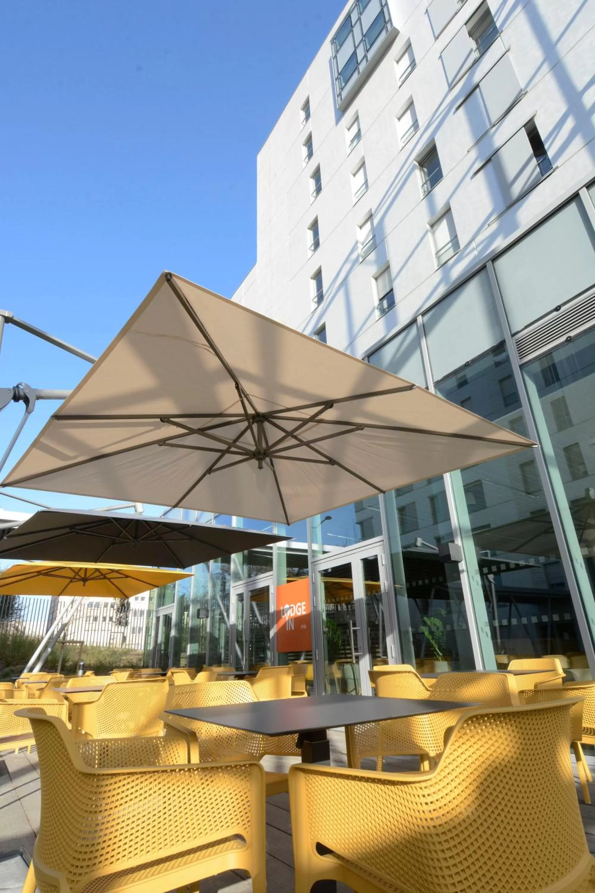Patio in Hôtel Lodge In Paris 13