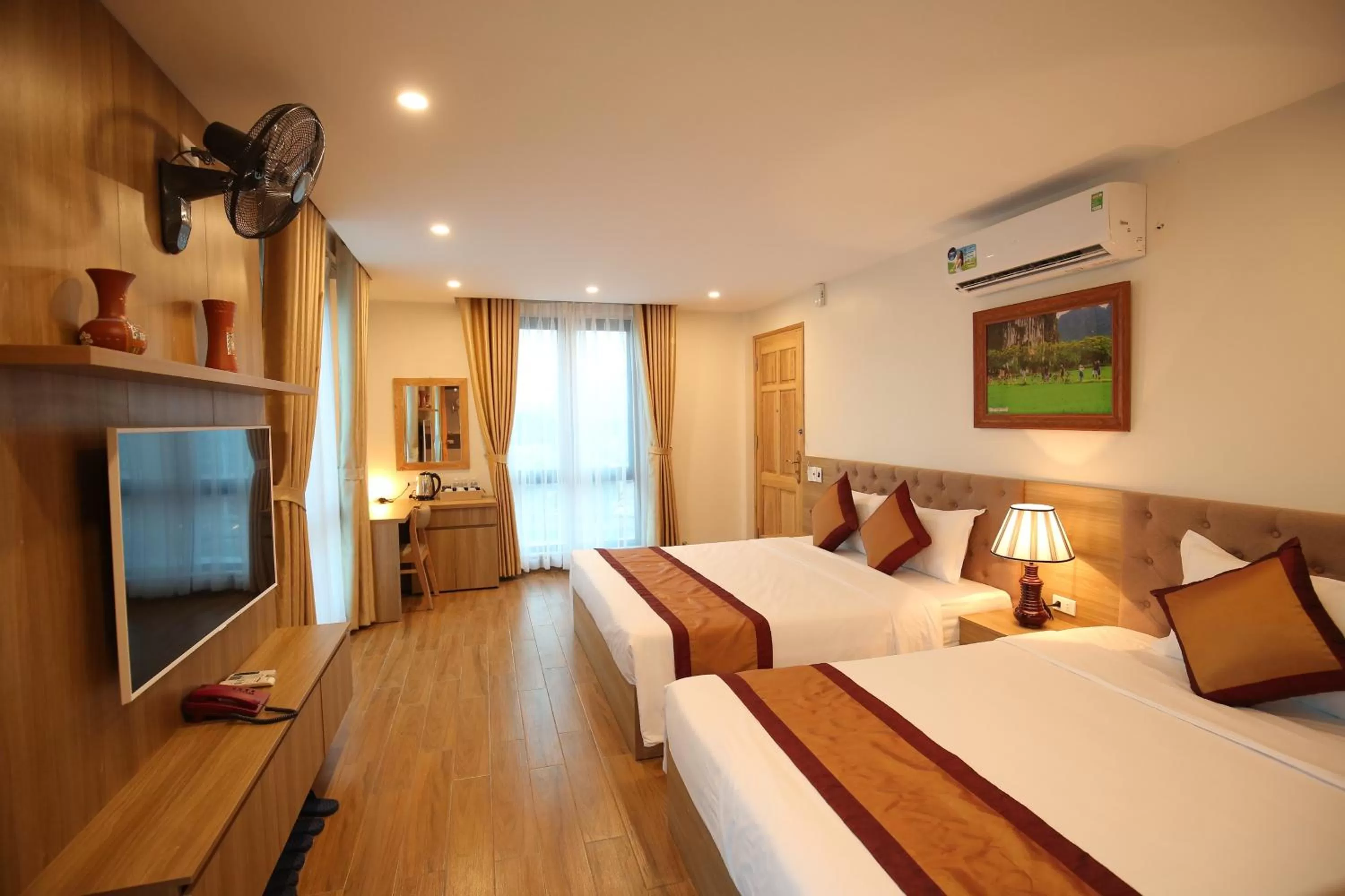 Bedroom, Bed in Cozynibi Hotel