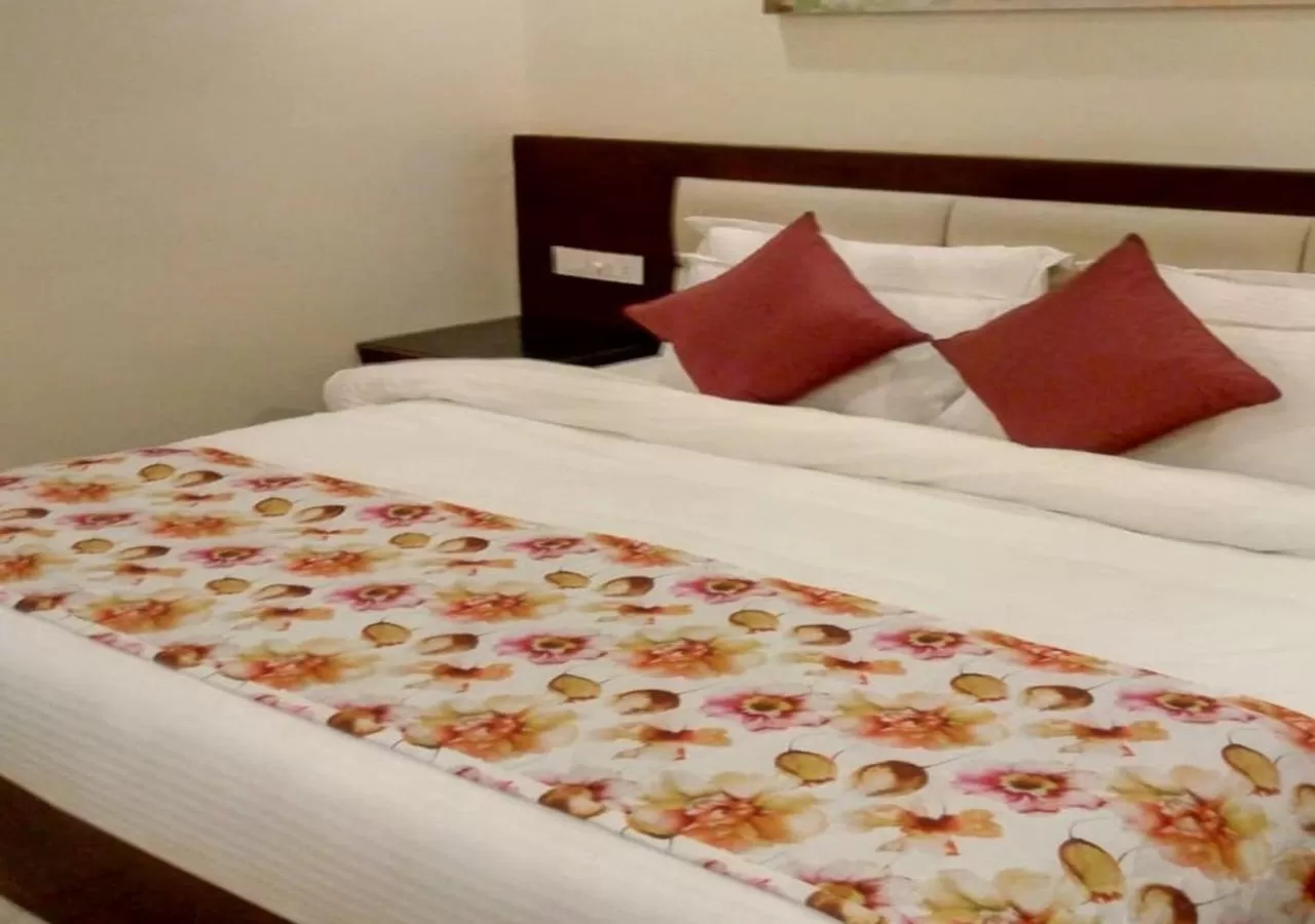 Bed in Clarks Inn Suites Katra