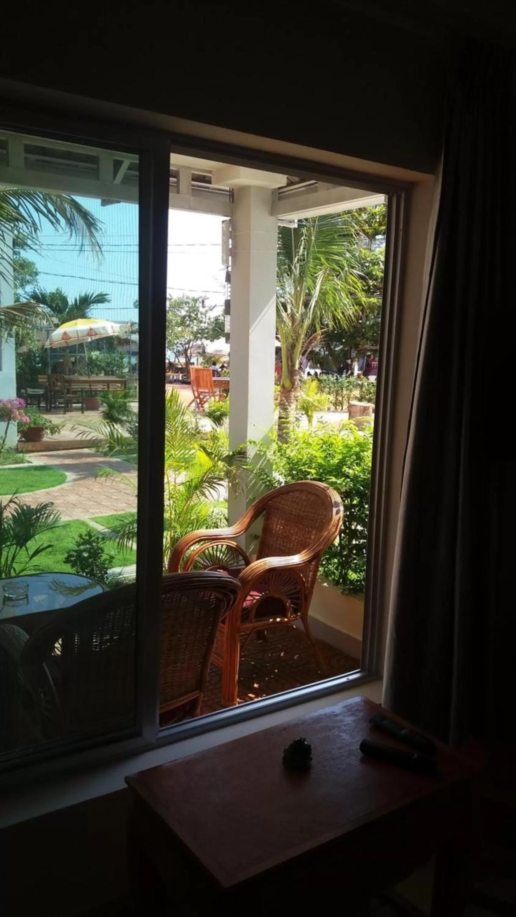 Balcony/Terrace, Seating Area in Spayhiti