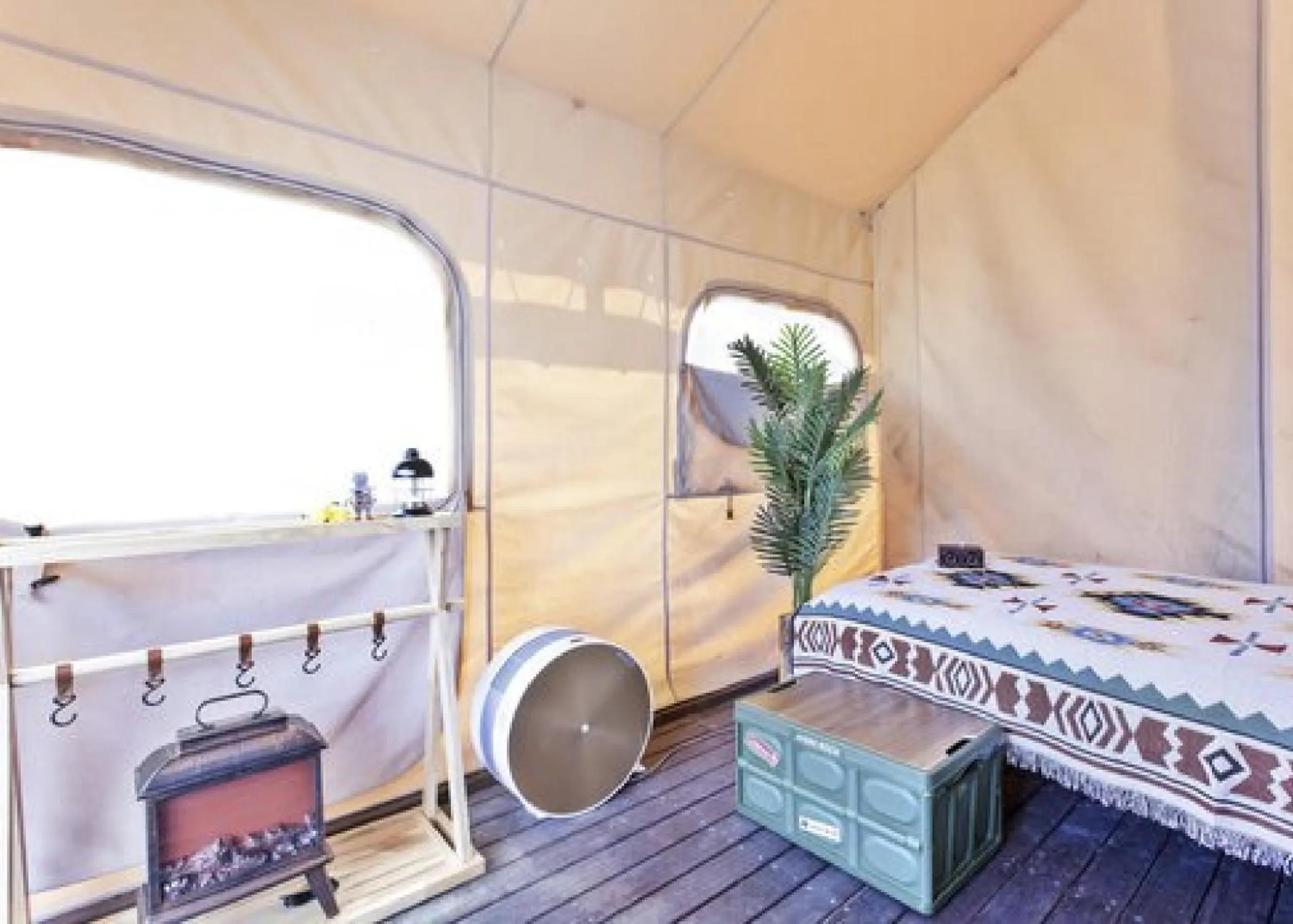 Bed in H Avenue Hotel Idae Shinchon