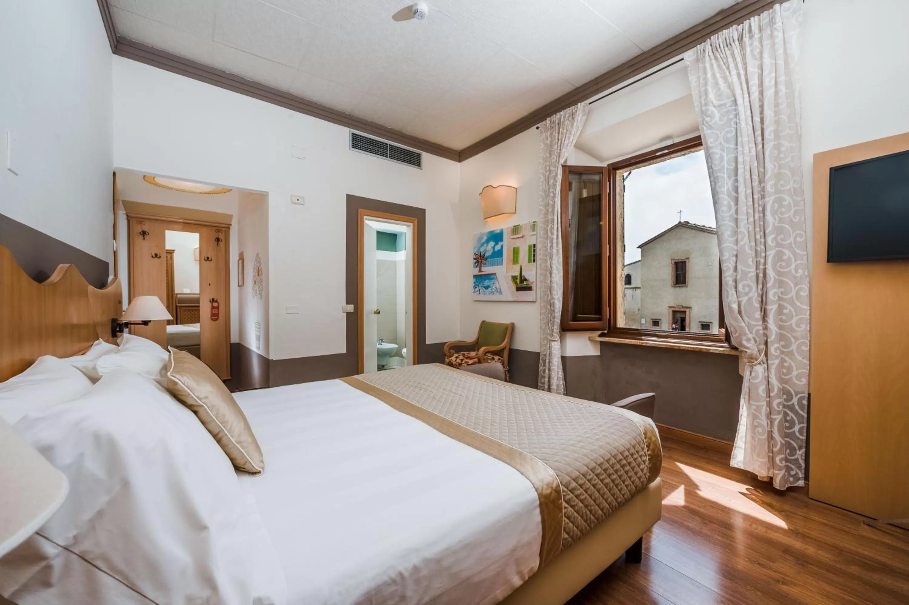 Photo of the whole room, Bed in Albergo Le Terme