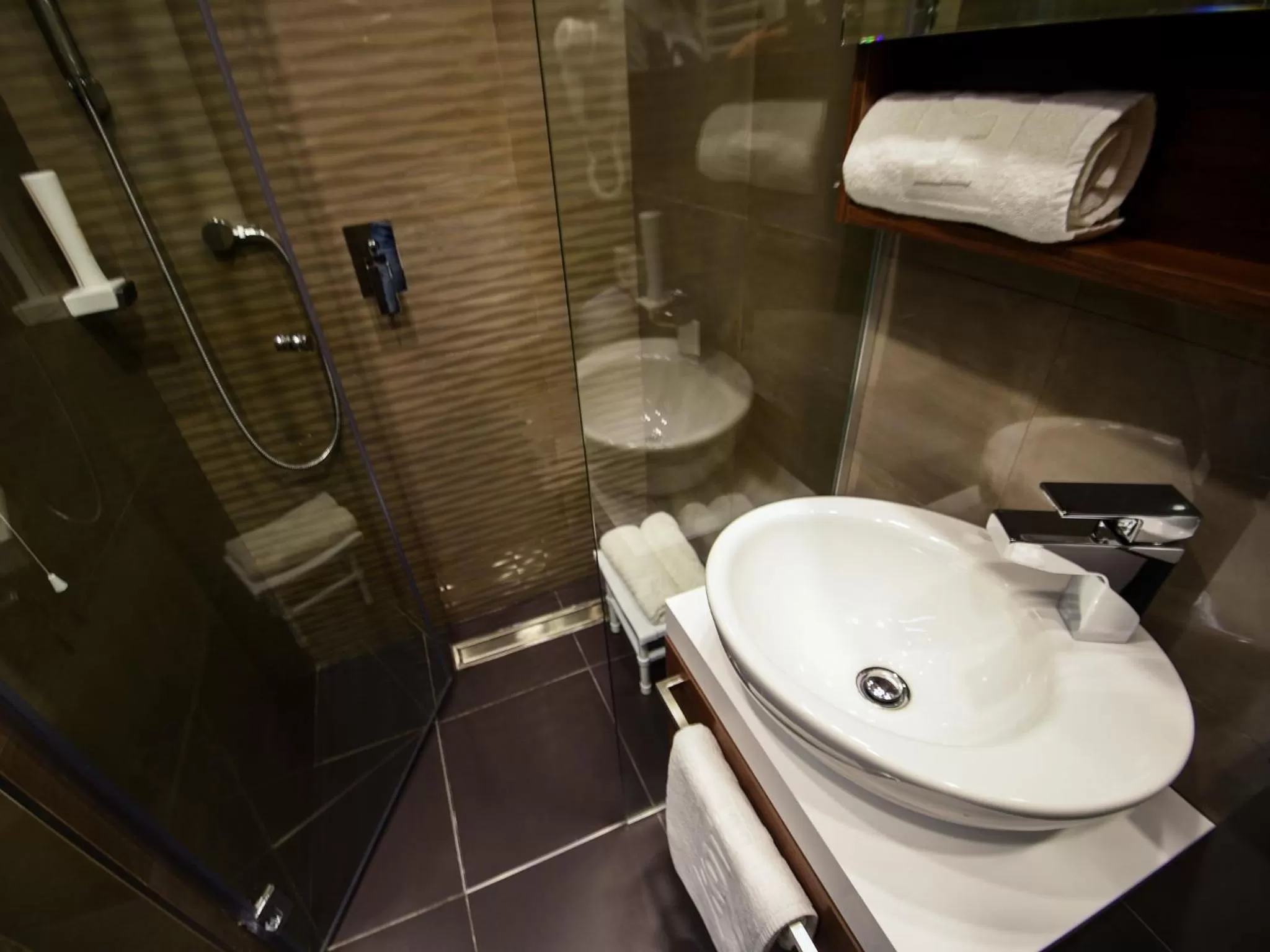 Bathroom in Hotel Ideo Lux