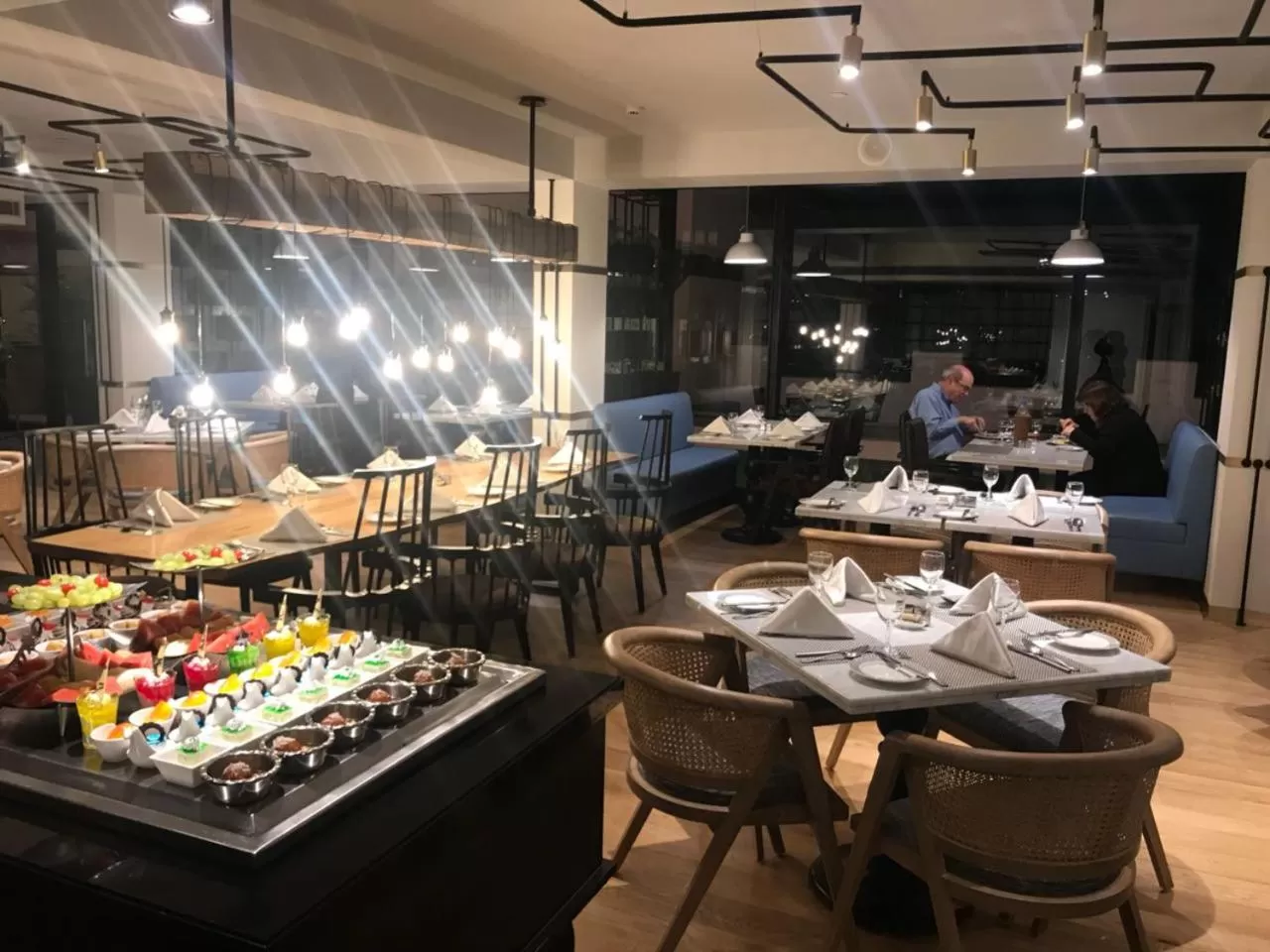 Restaurant/places to eat in Radisson Hotel Shimla