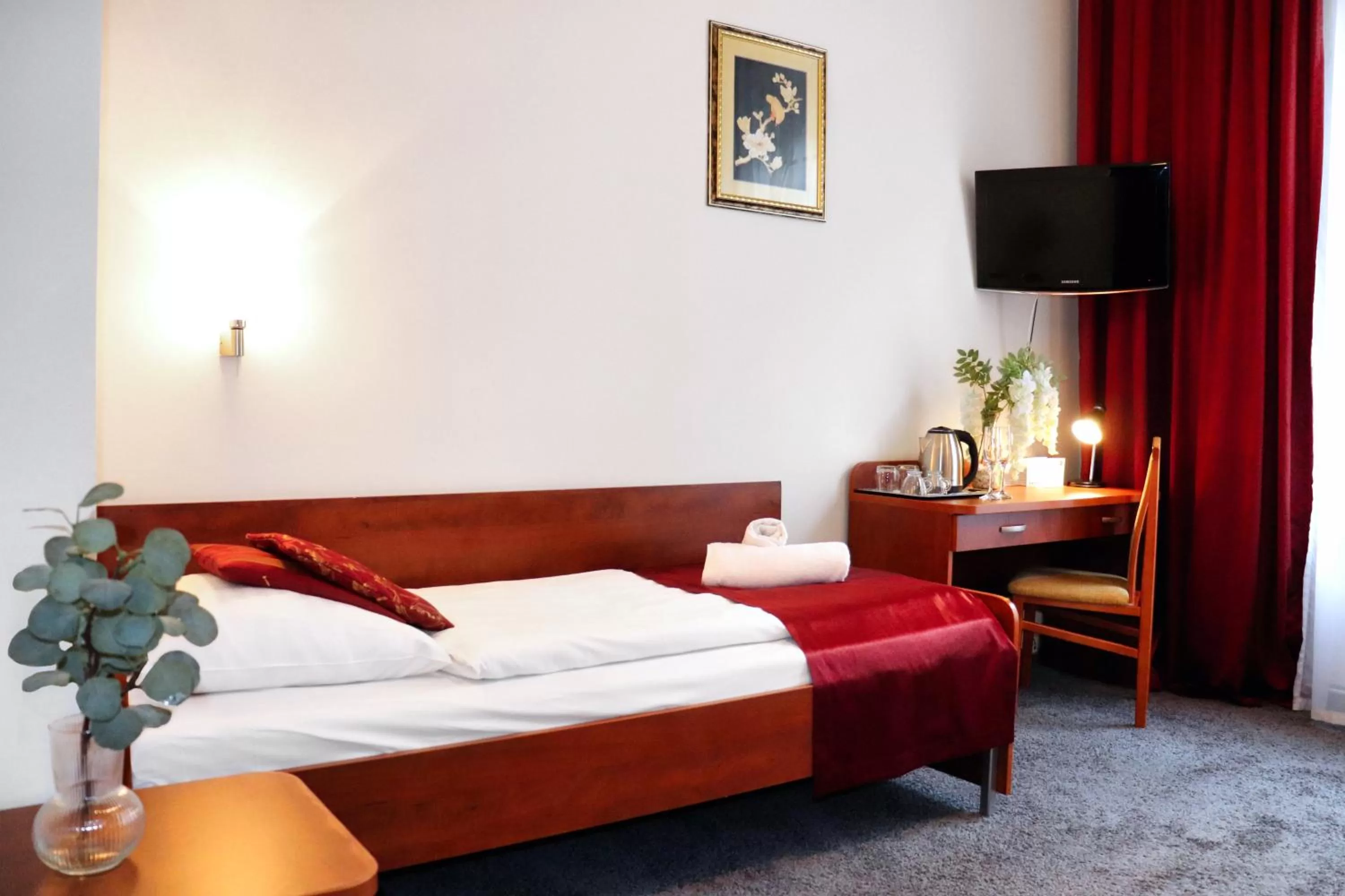 Bed in Hotel Lothus