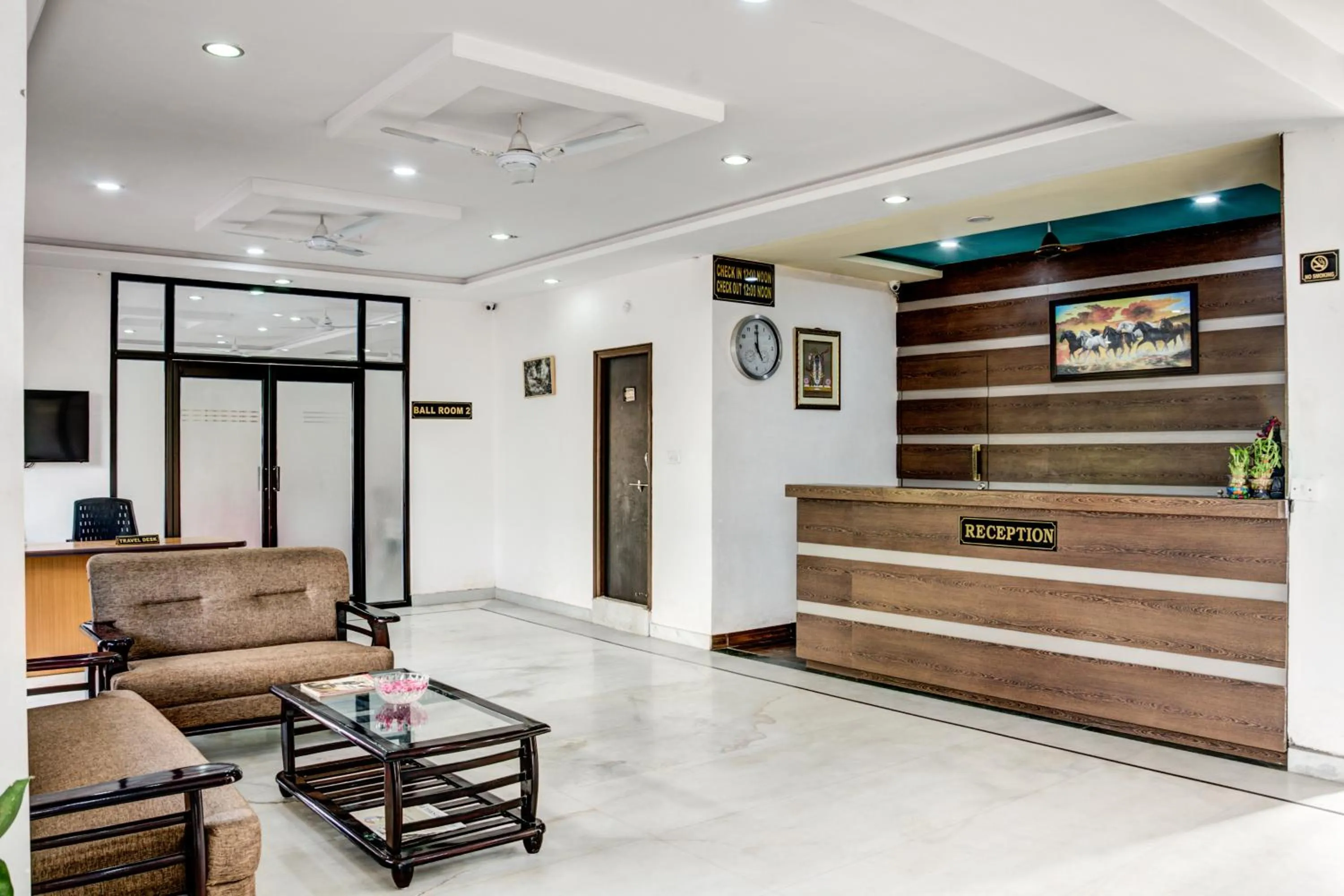 Lobby or reception in The Park Classic Udaipur