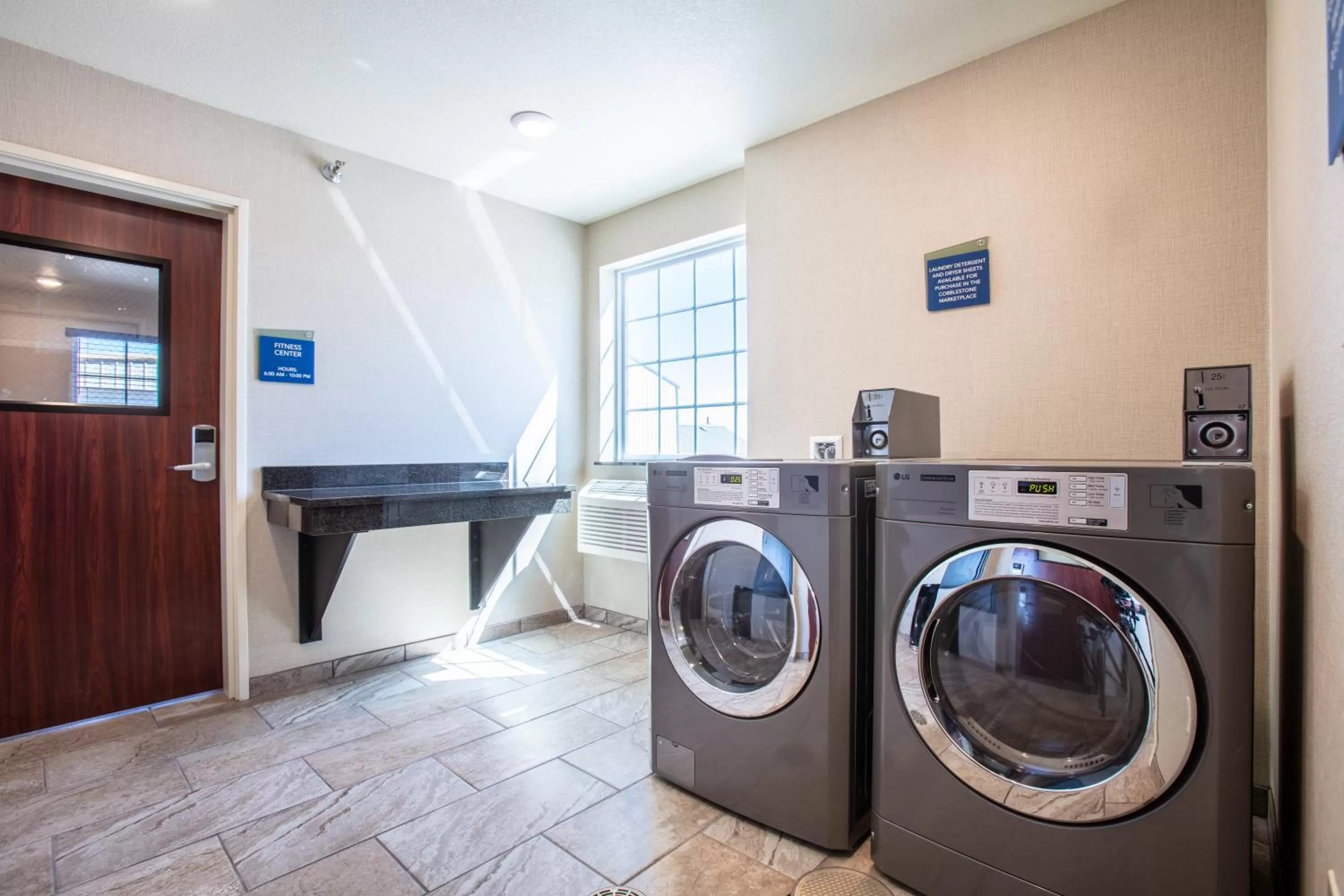 laundry in Cobblestone Inn & Suites - Pine Bluffs