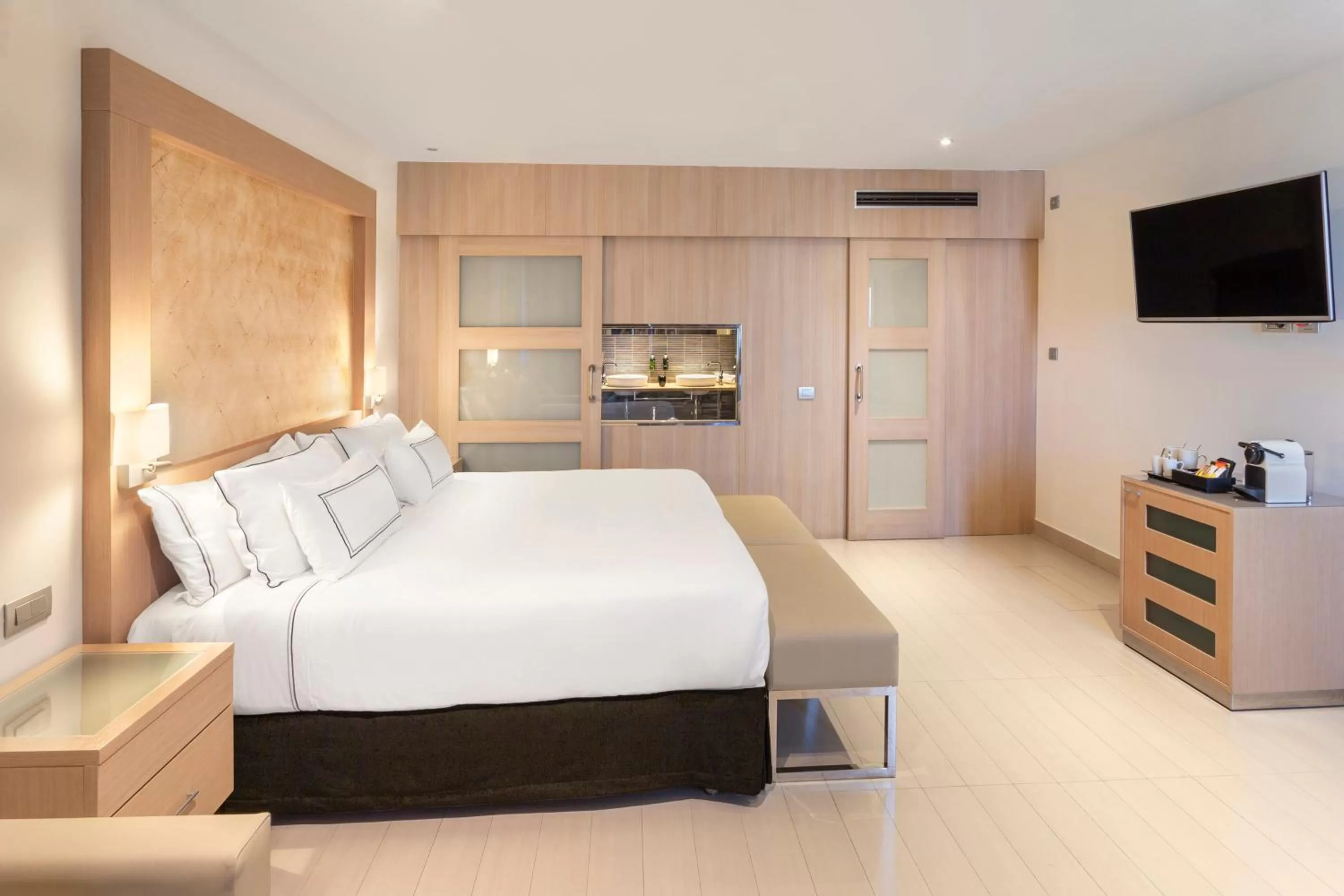 Bed in Melia Sevilla