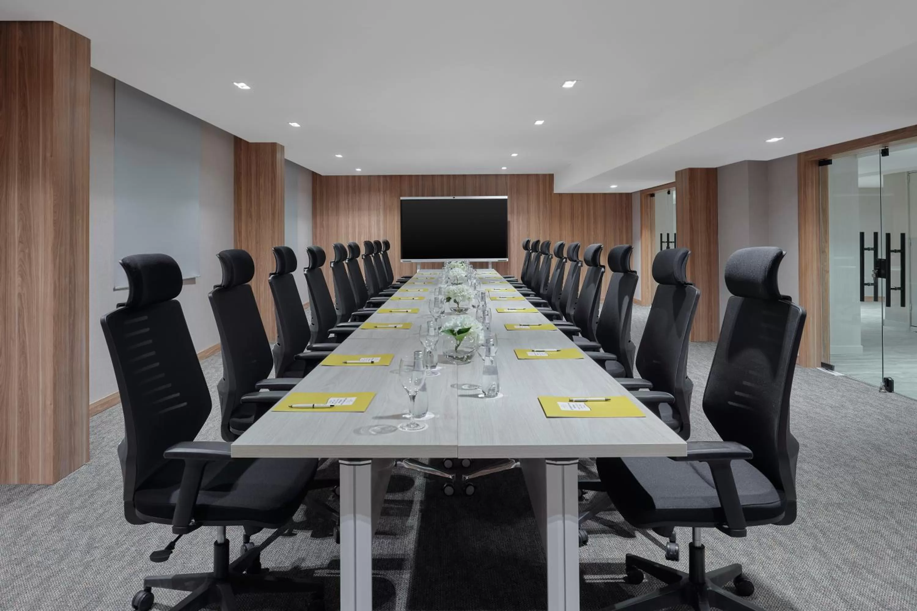 Meeting/conference room in Crowne Plaza Riyadh Palace by IHG