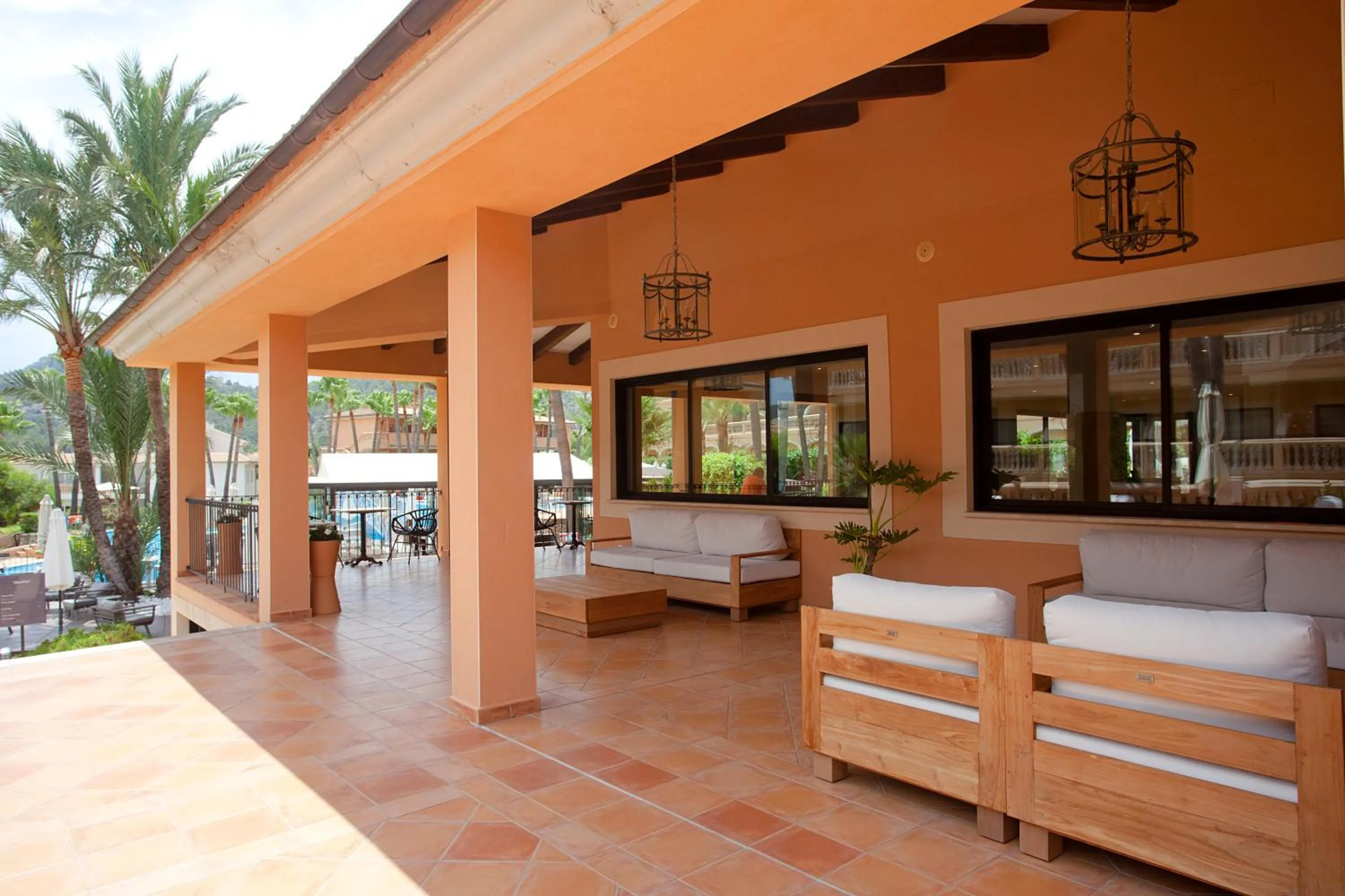 Patio in Mon Port Hotel & Spa