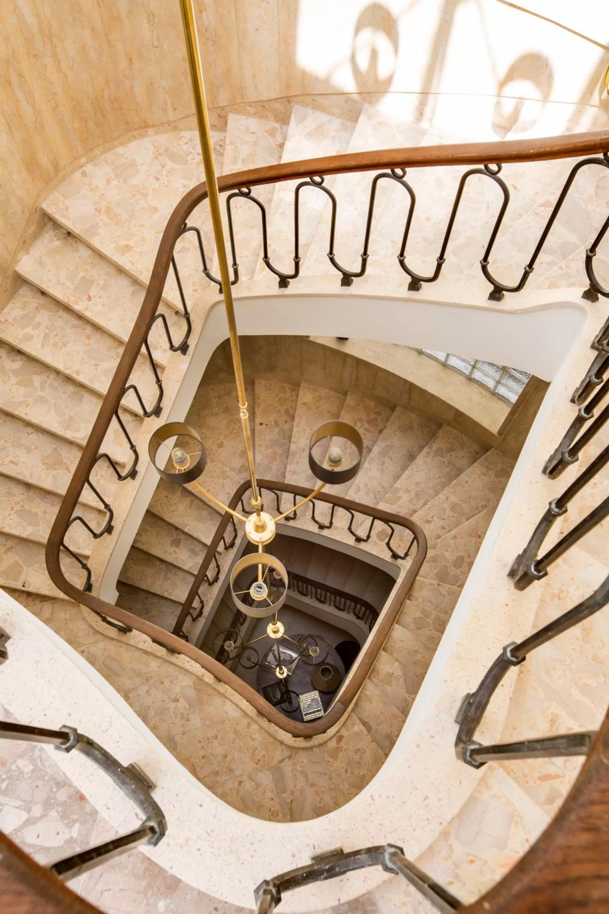 Lobby or reception, Kitchen/Kitchenette in White Villa Tel Aviv Hotel