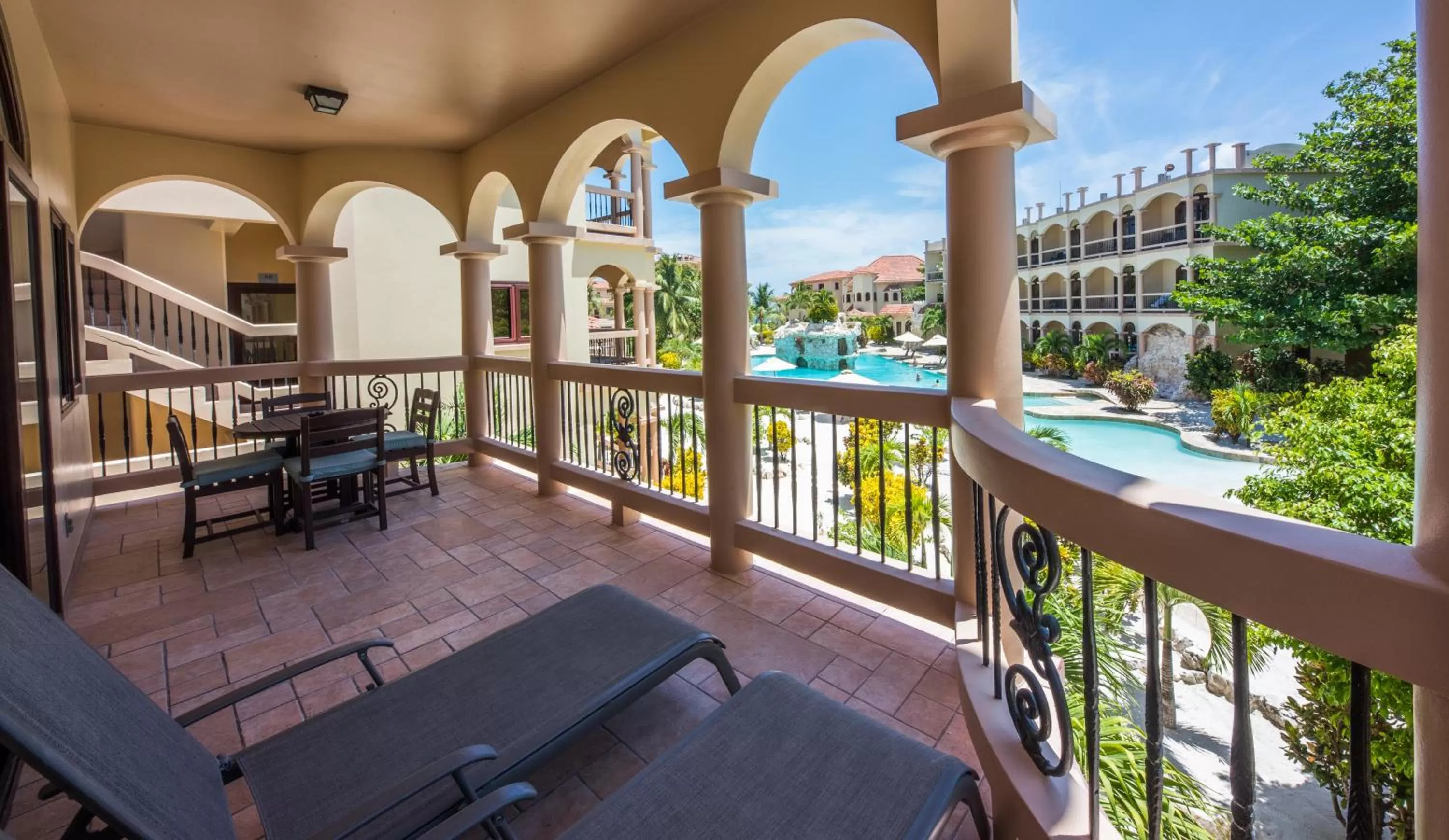 Day in Coco Beach Resort