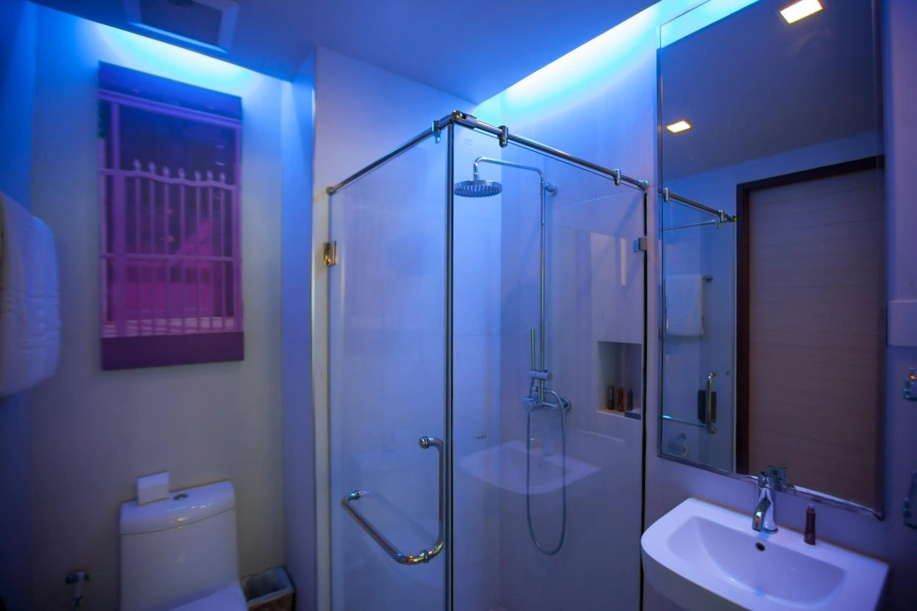 Shower in The Kee Resort & Spa