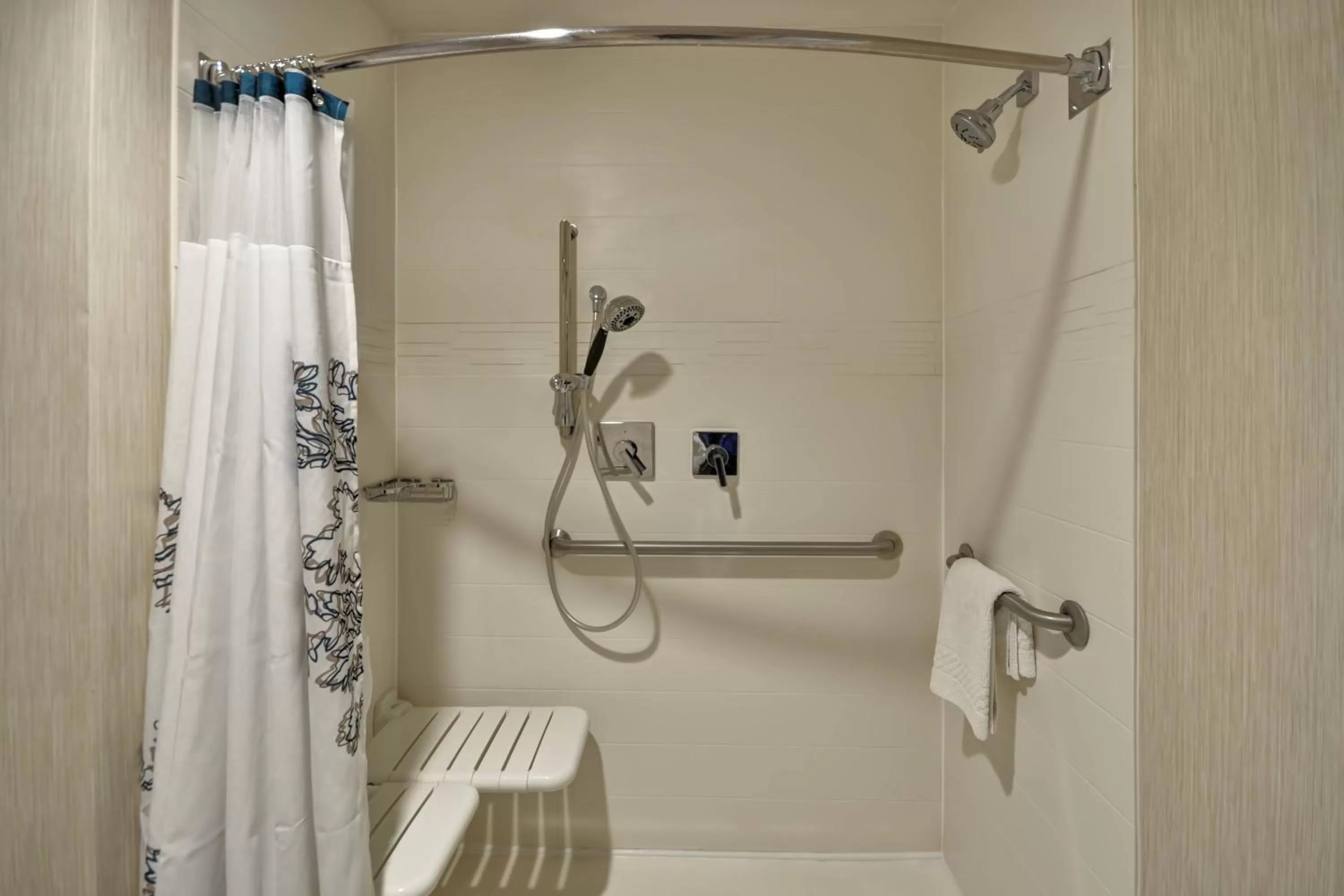 Bathroom in Residence Inn by Marriott Jacksonville Airport