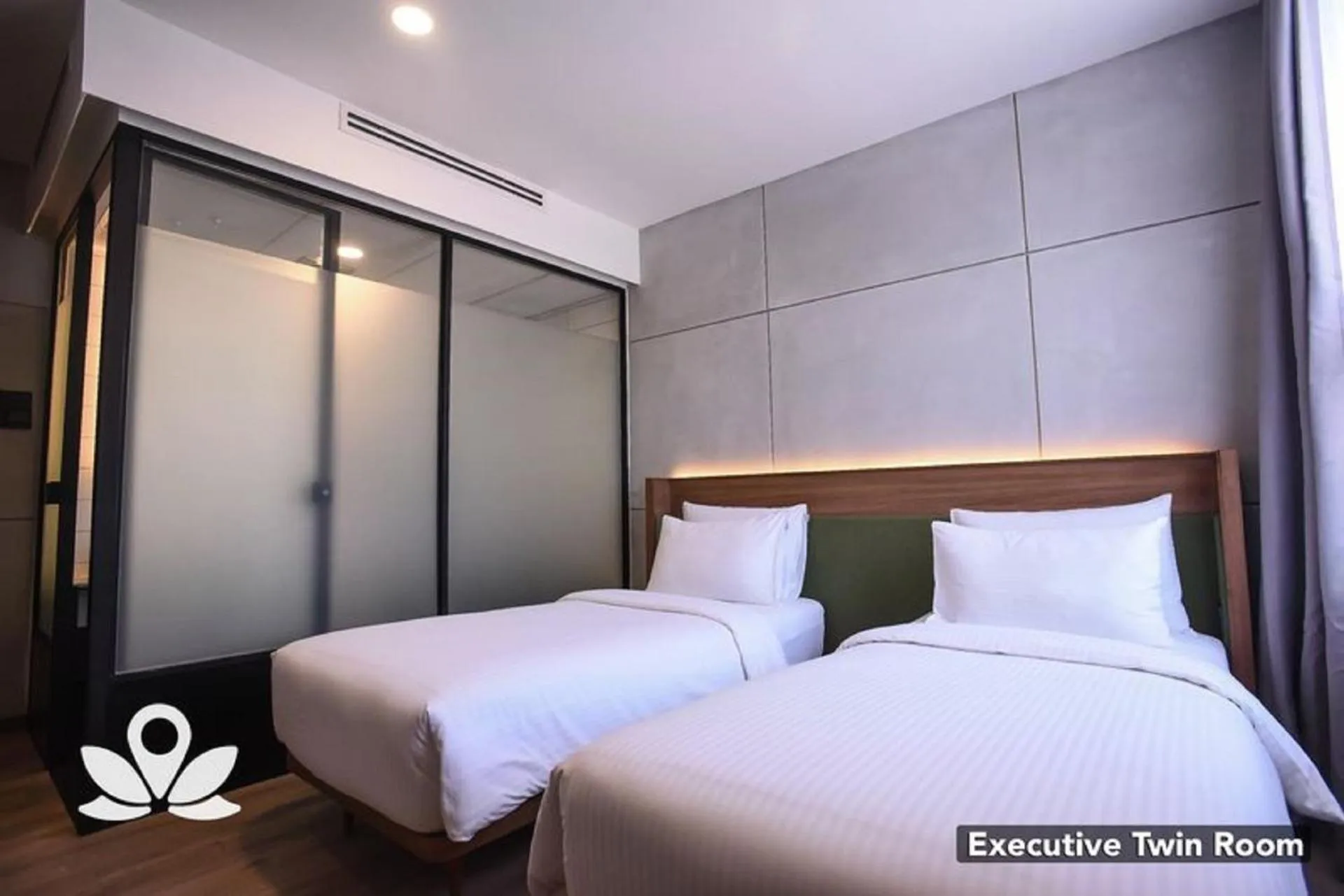 Bed in Ceria Hotel