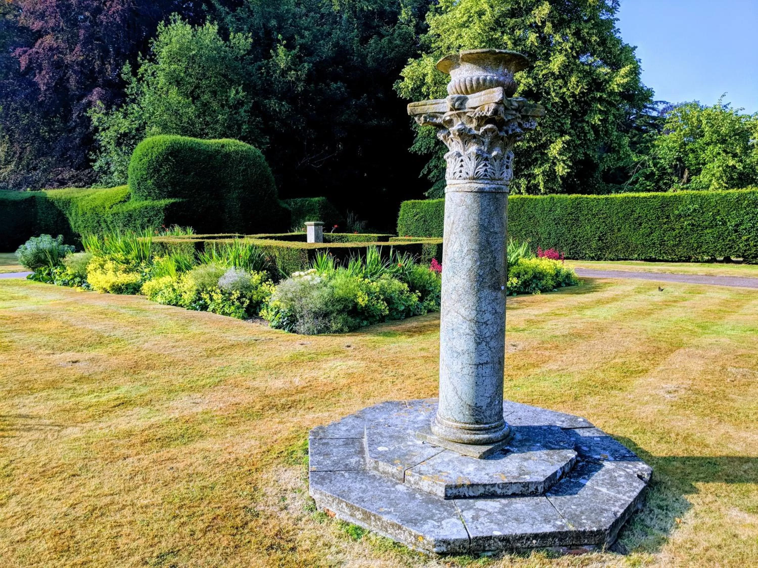 Garden in Broome Park Hotel