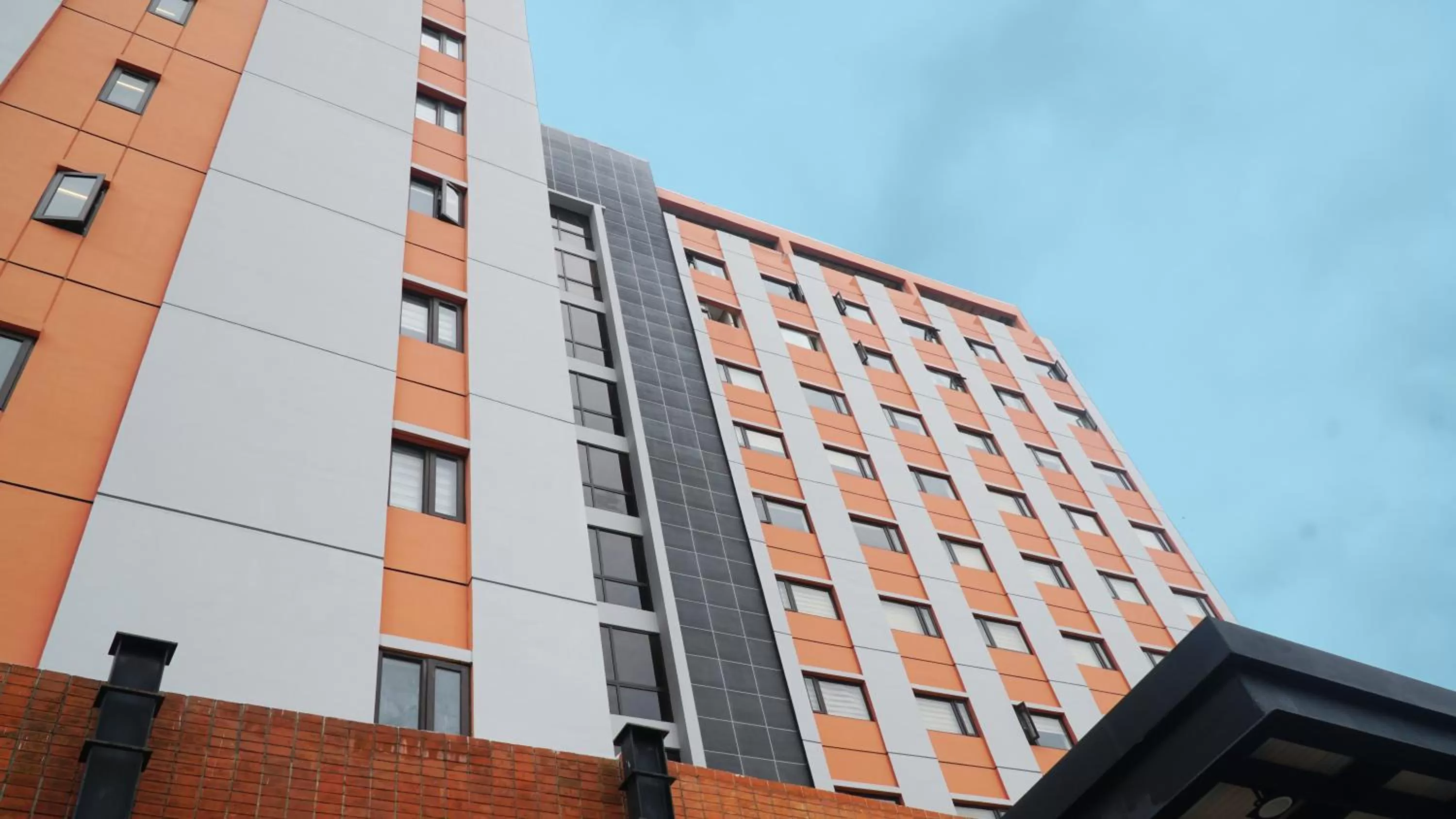 Property building in Kabayan Hotel Pasay