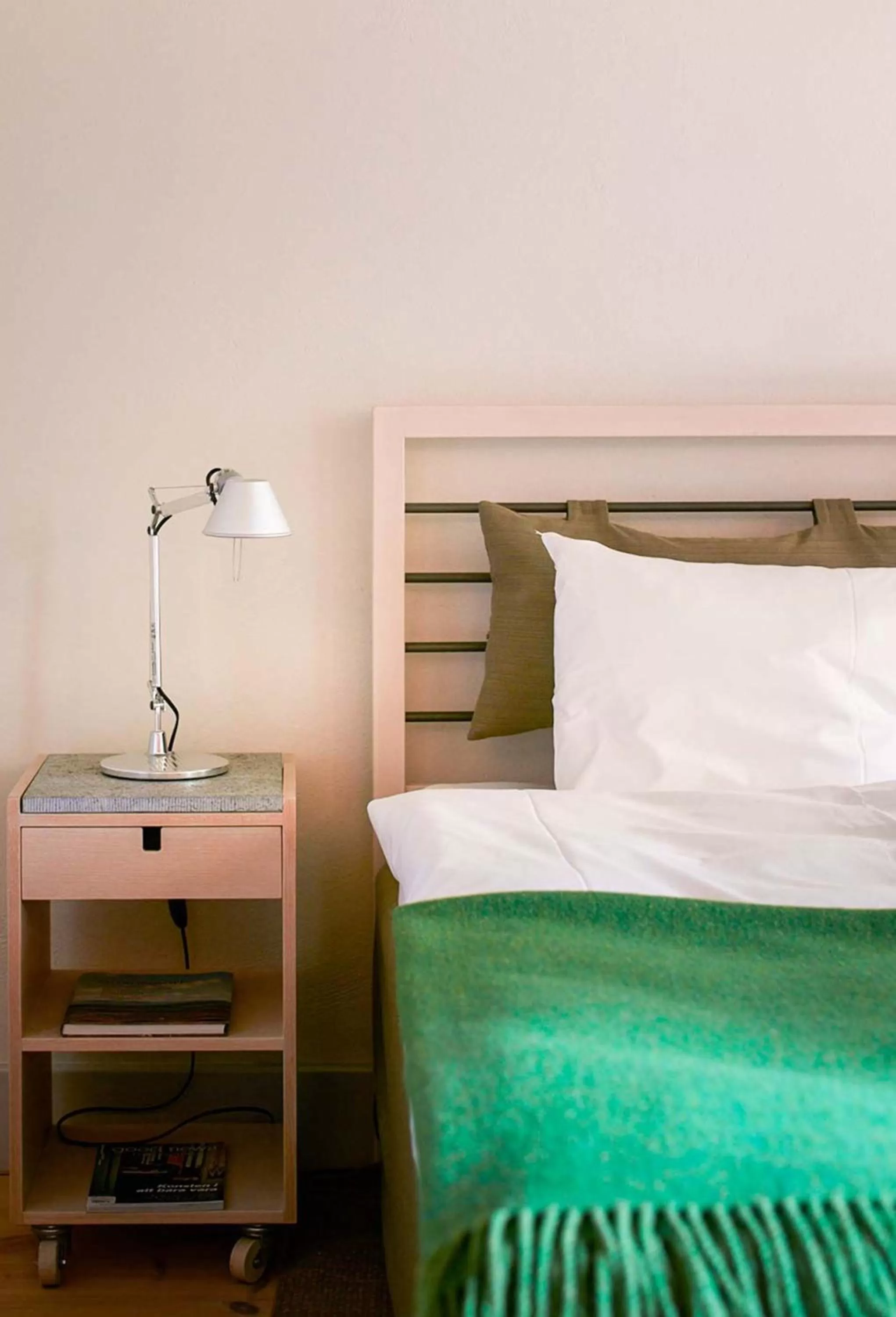 Property building, Bed in Ytterjärna Hotell & Konferens