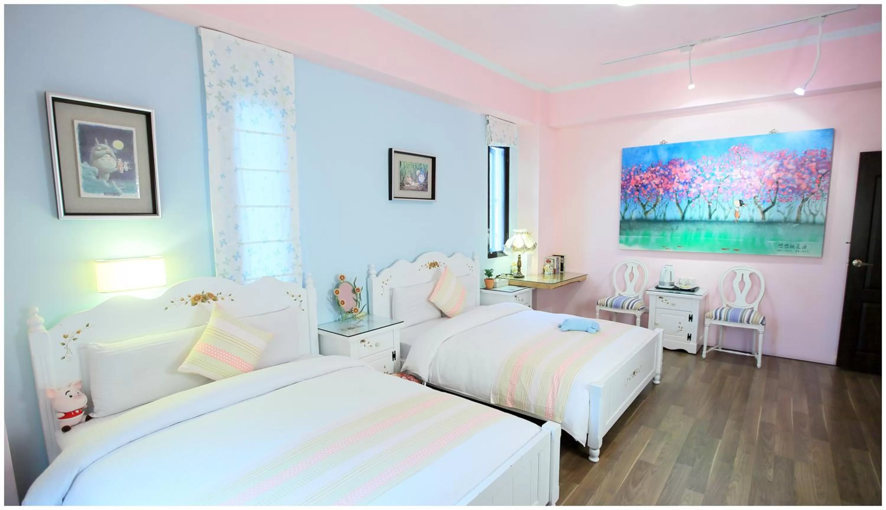 Decorative detail, Bed in Errantry Lodge & Studio