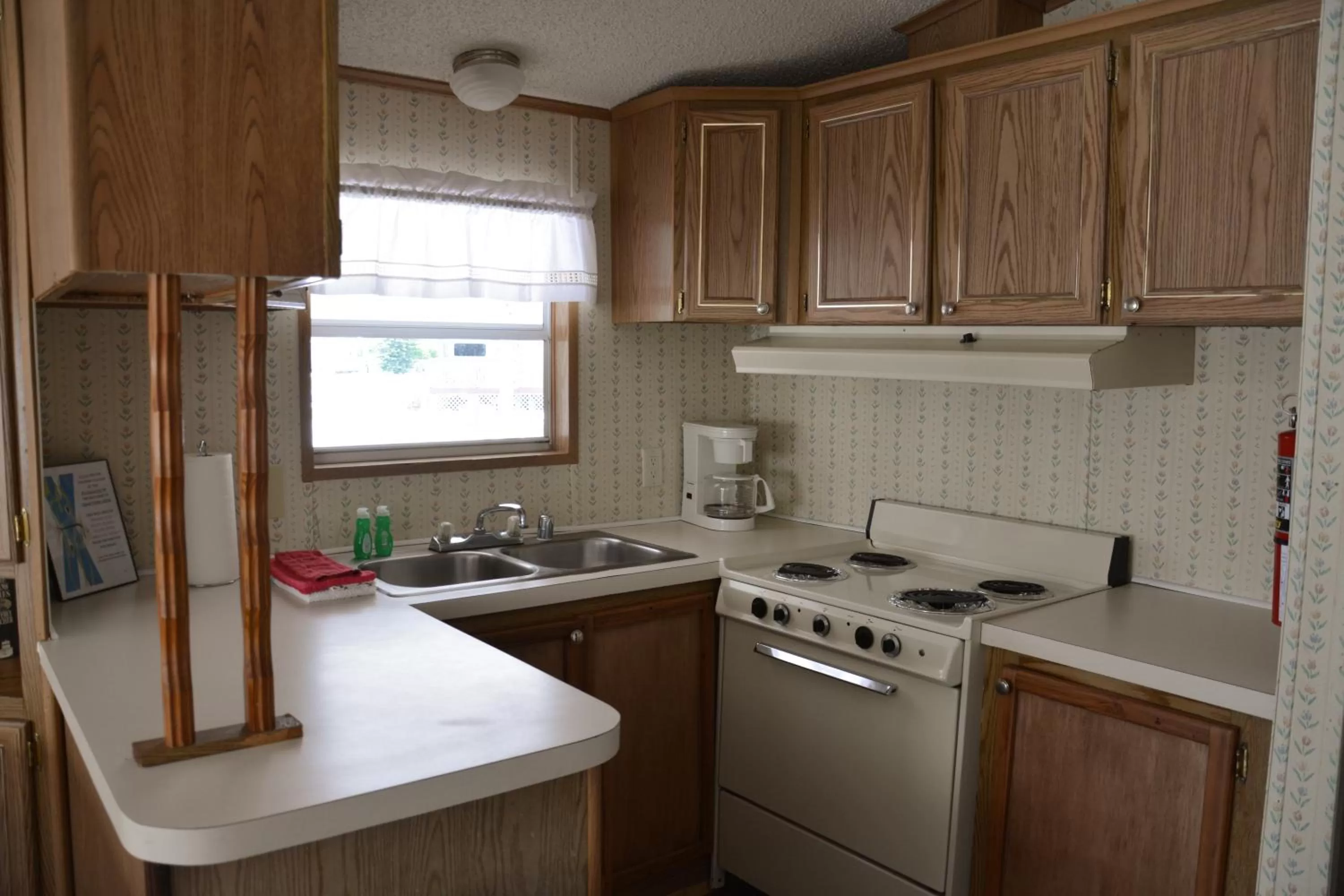 Camp Mack Lodge, Marina & RV Resort