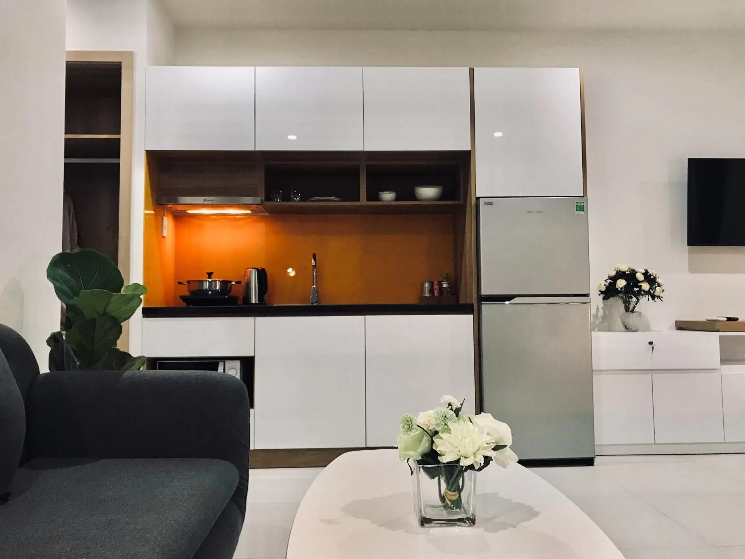 Kitchen or kitchenette in The Green House - Serviced Apartment