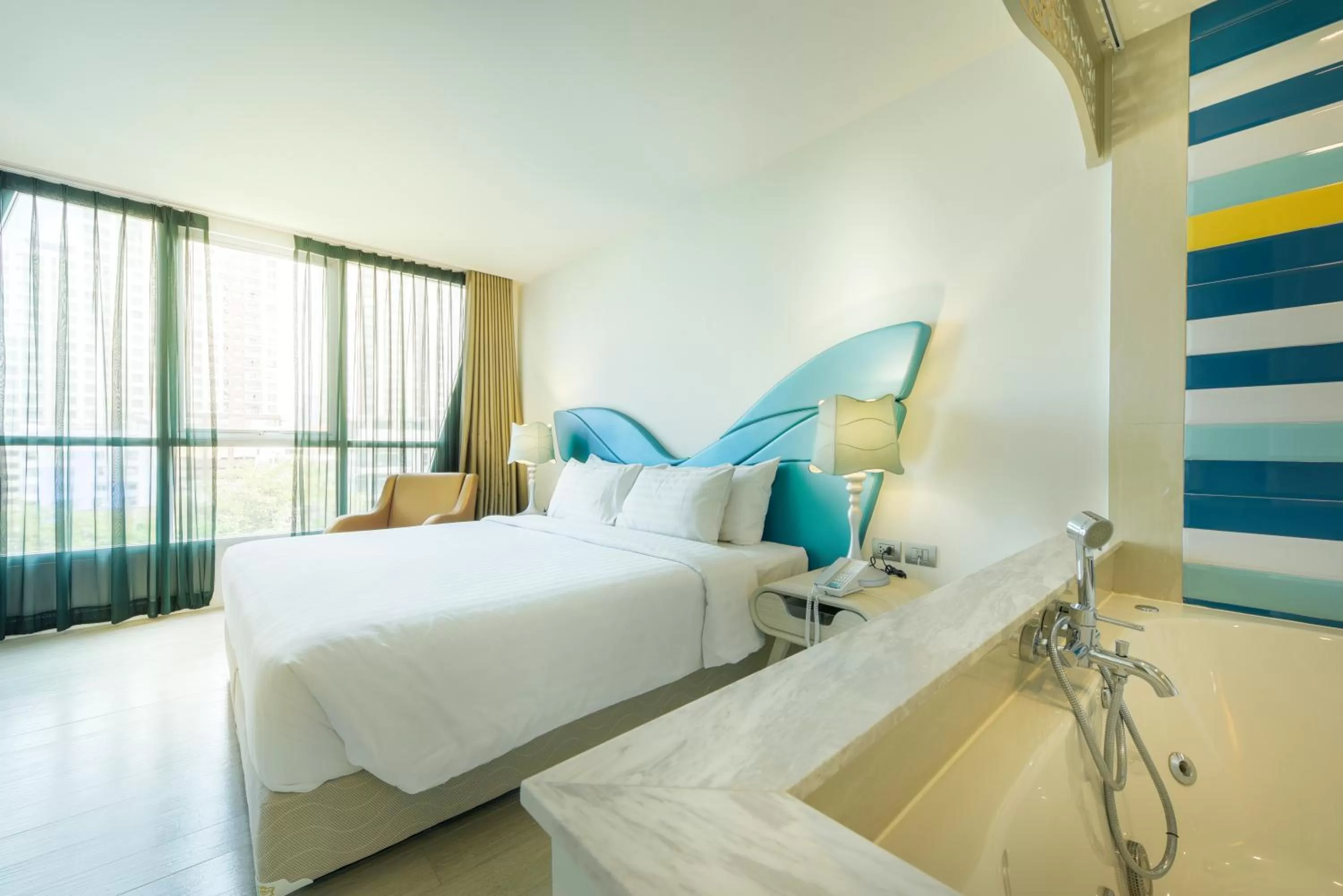 Area and facilities, Bed in Le Tada Parkview Hotel