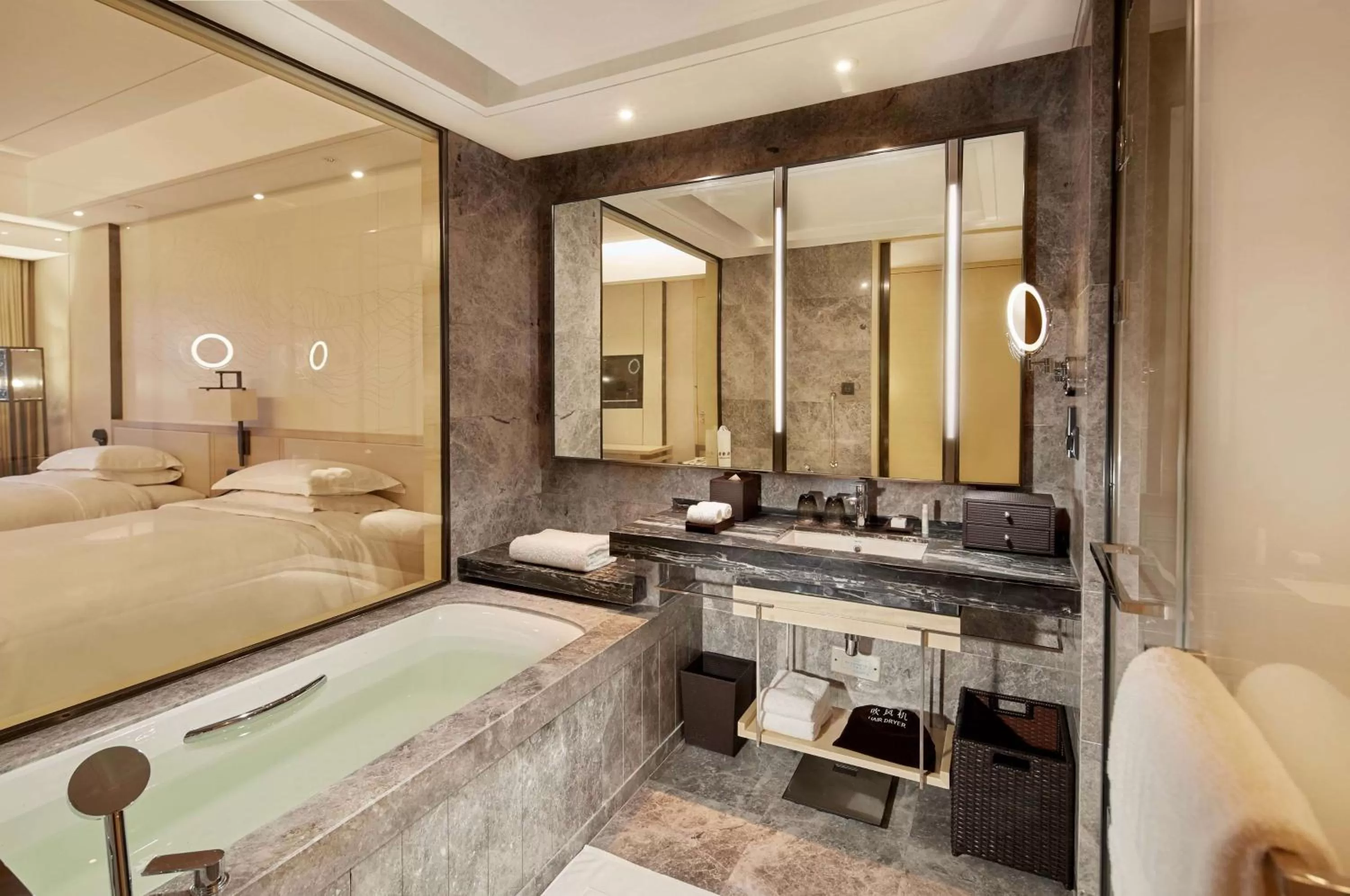 Bathroom, Bed in Hilton Suzhou