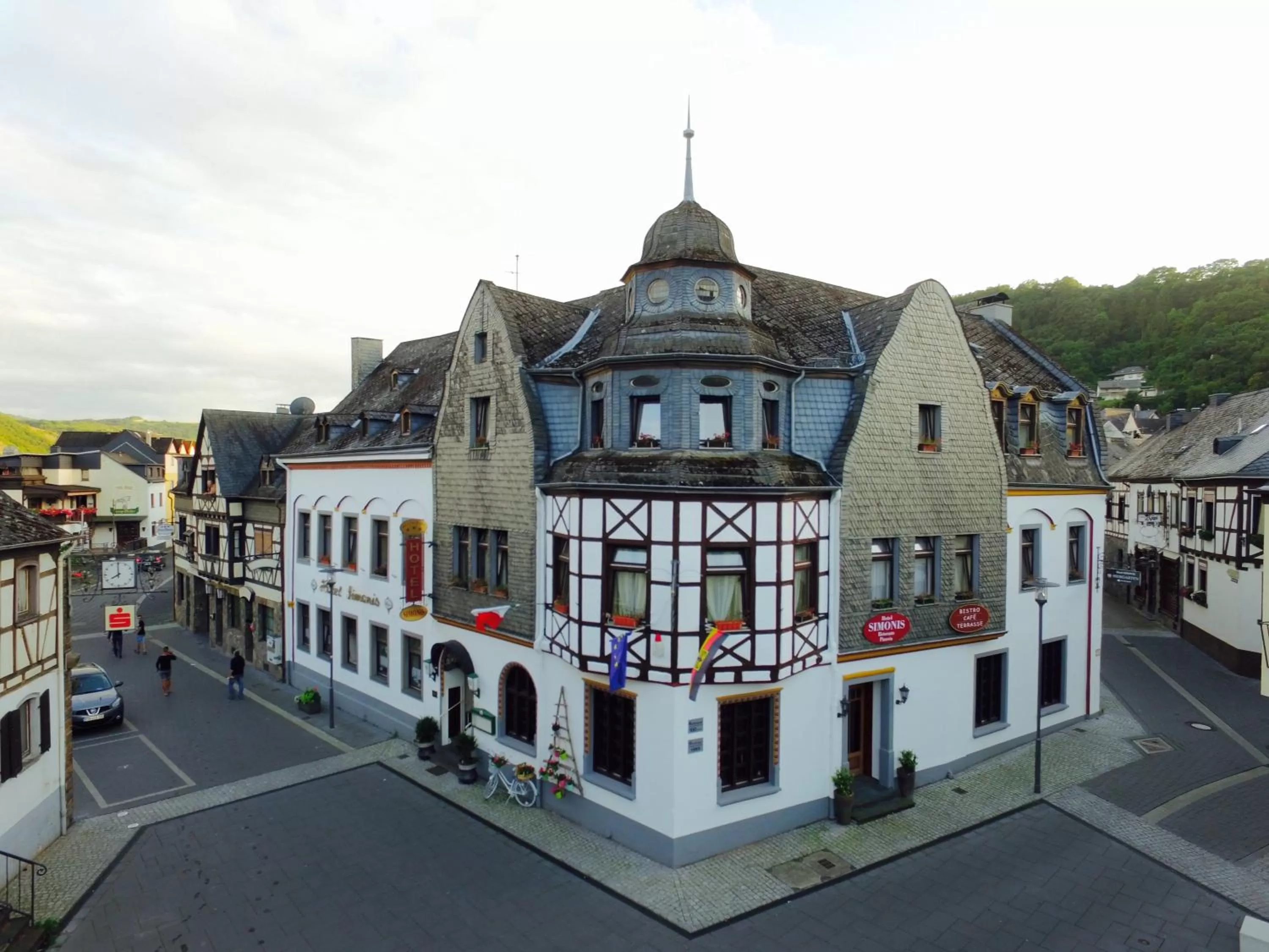 Property building in Hotel Simonis