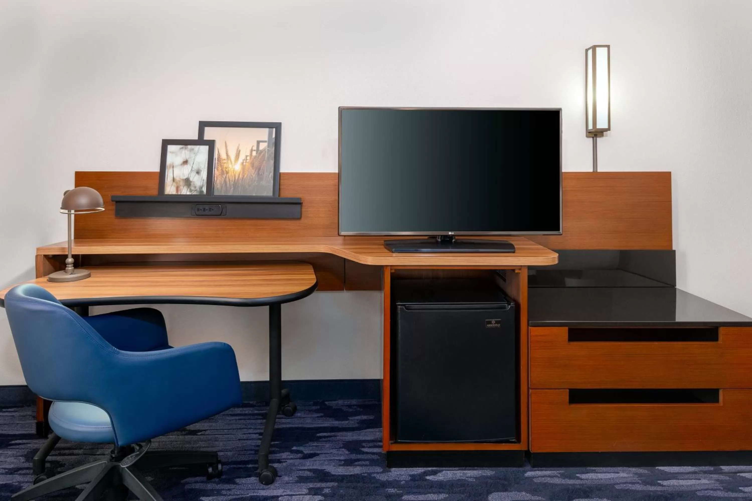 Photo of the whole room in Fairfield Inn and Suites by Marriott Clearwater