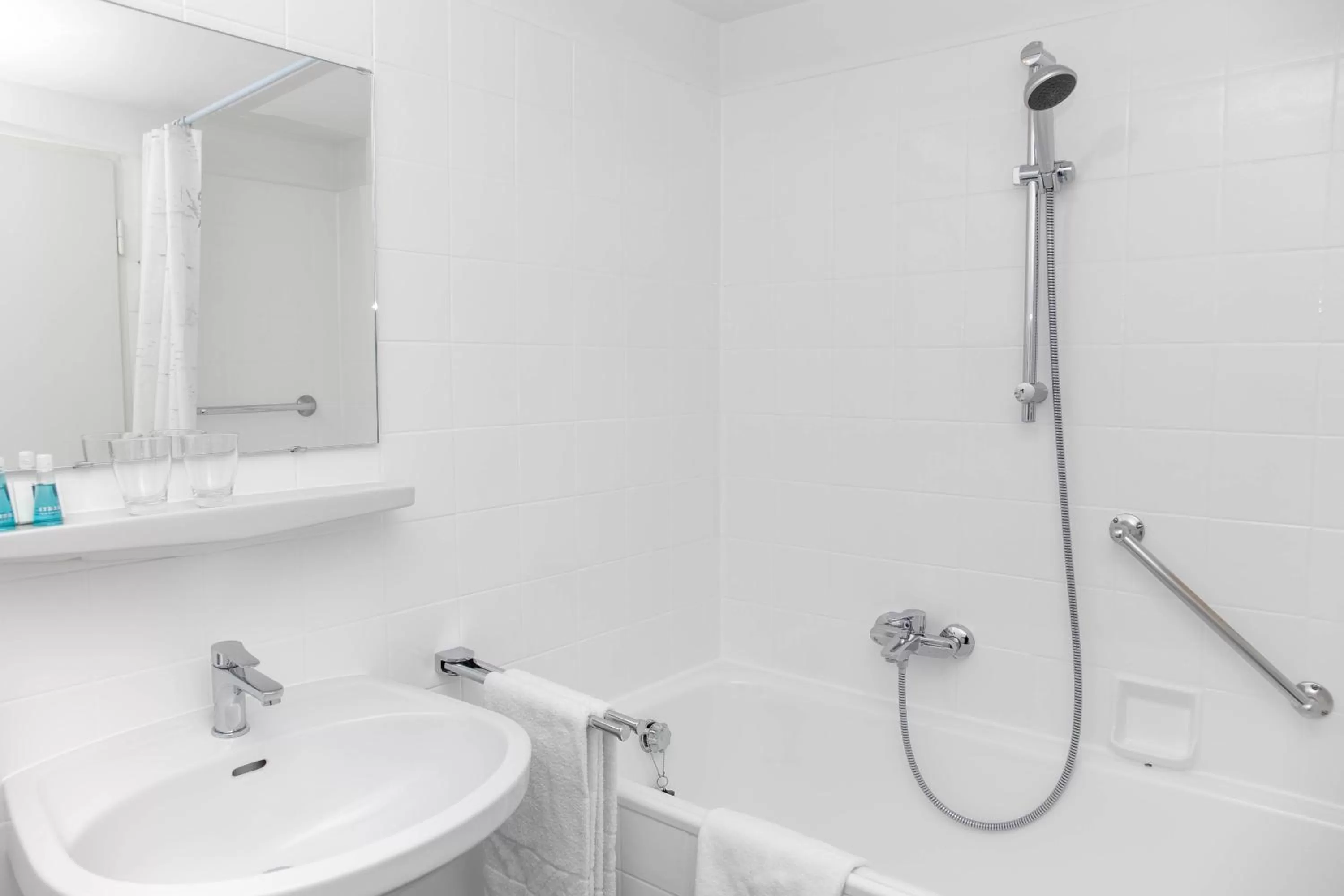 Bathroom in Pension Sacher - Apartments am Stephansplatz