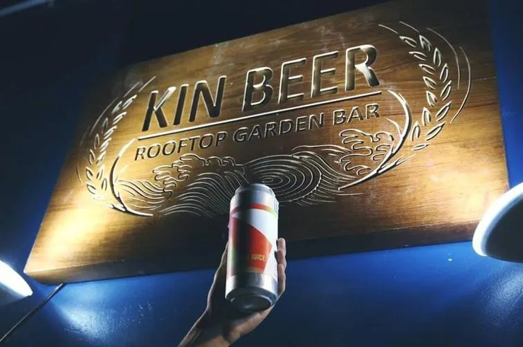 Kinnon Deluxe Hostel Coworking Cafe