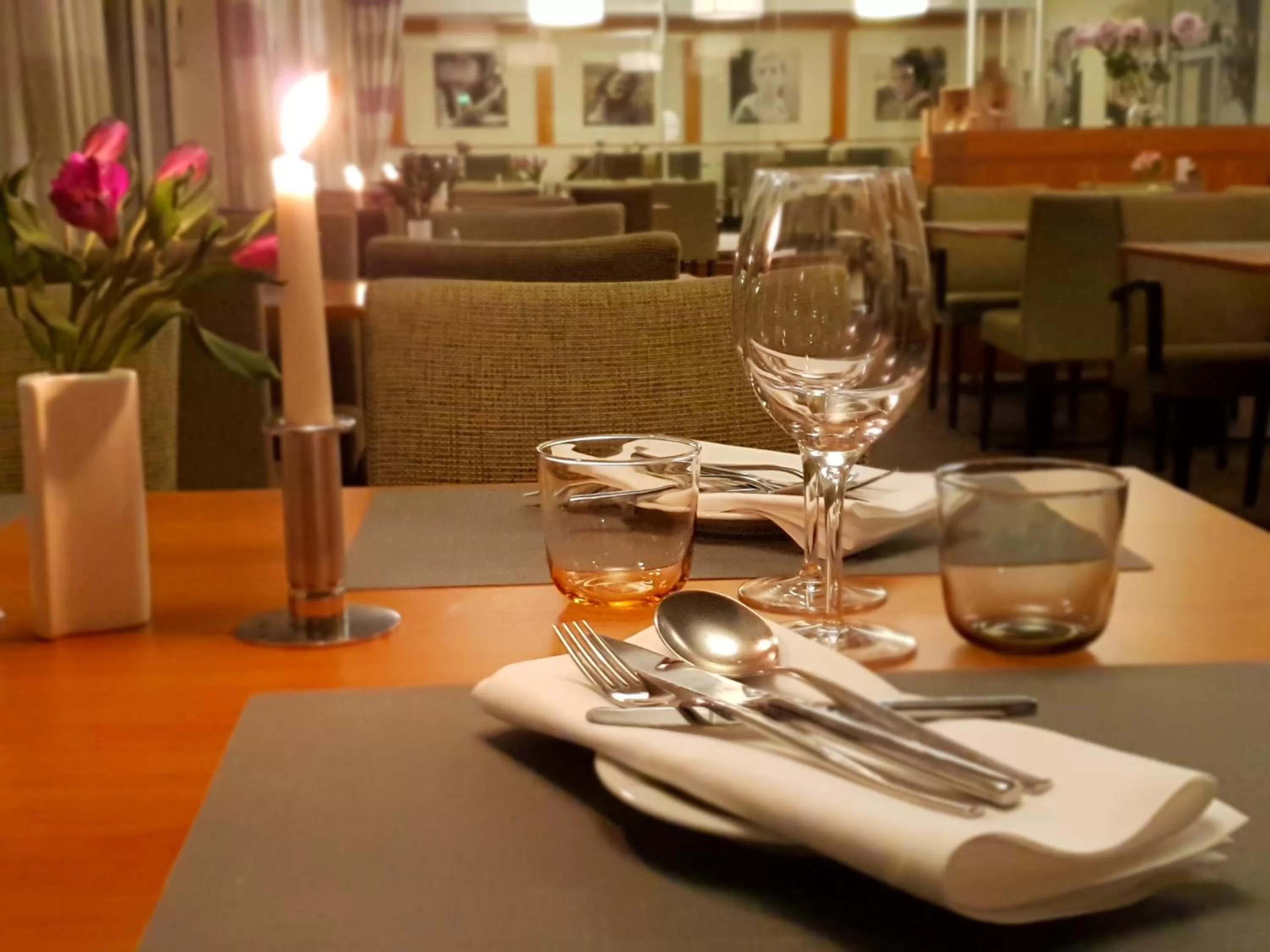 Restaurant/places to eat in Seminaris Hotel Potsdam Griebnitzsee