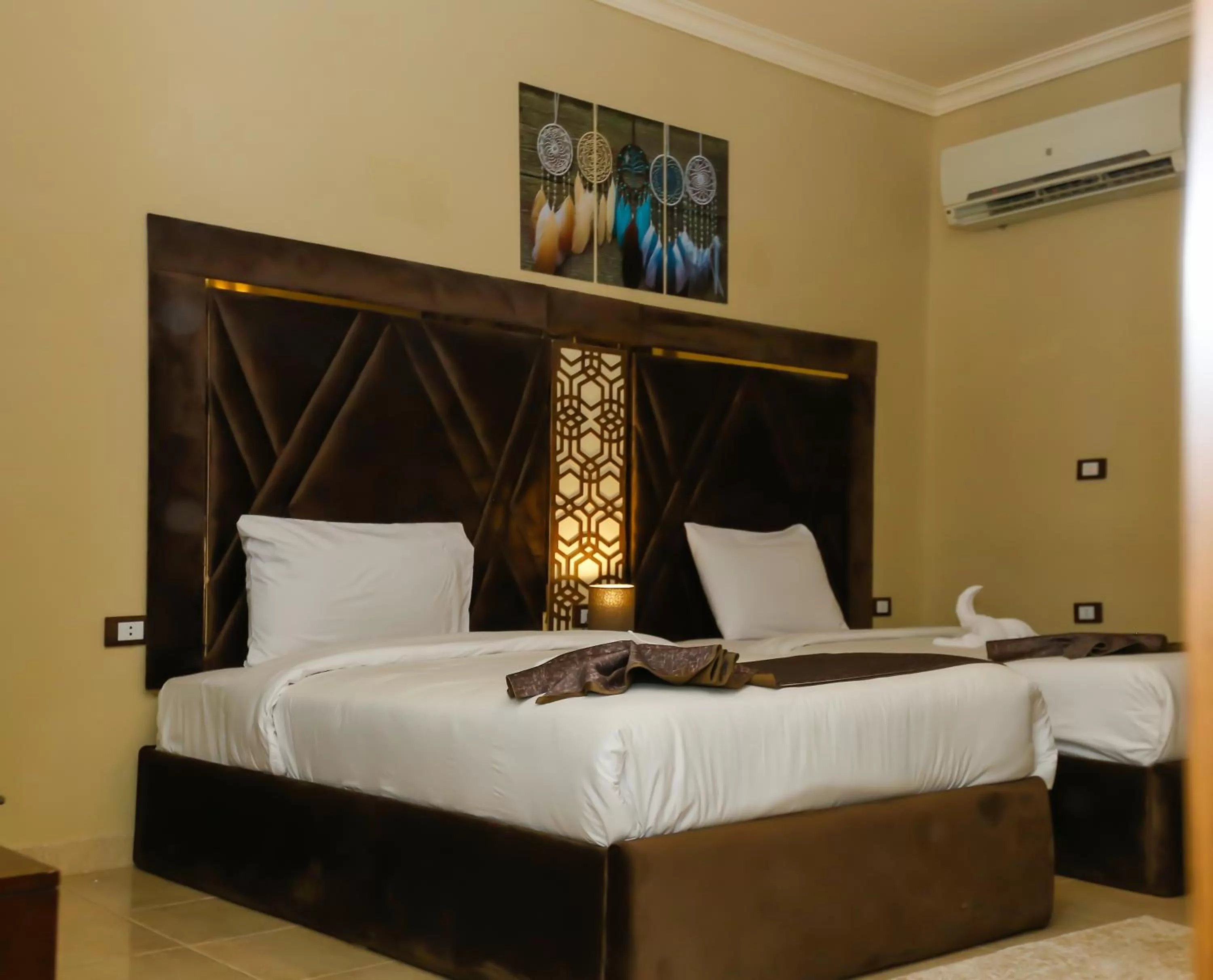 Bed in King Cheops Inn - Pyramid View