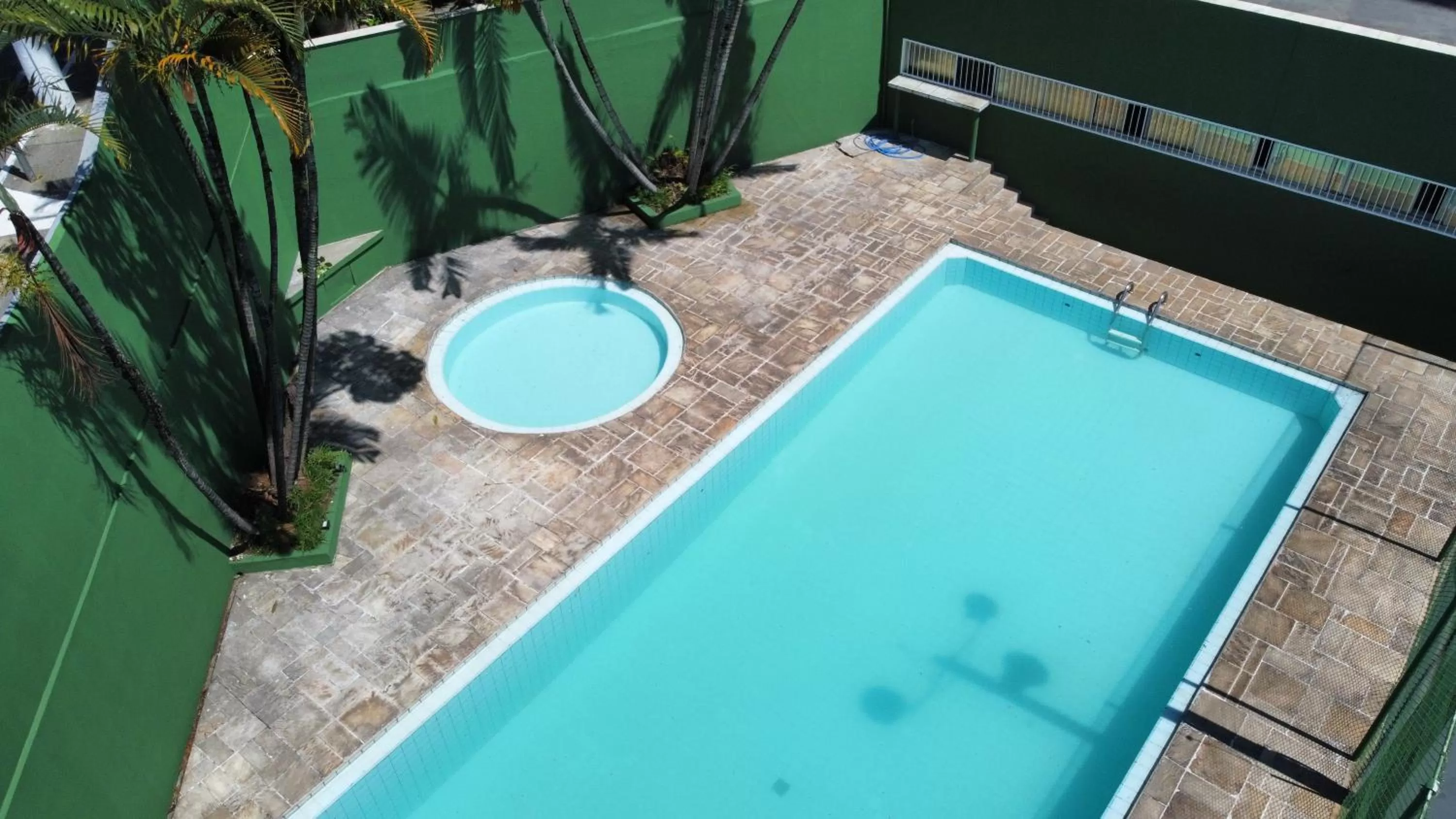 Swimming pool in Pampas Palace Hotel