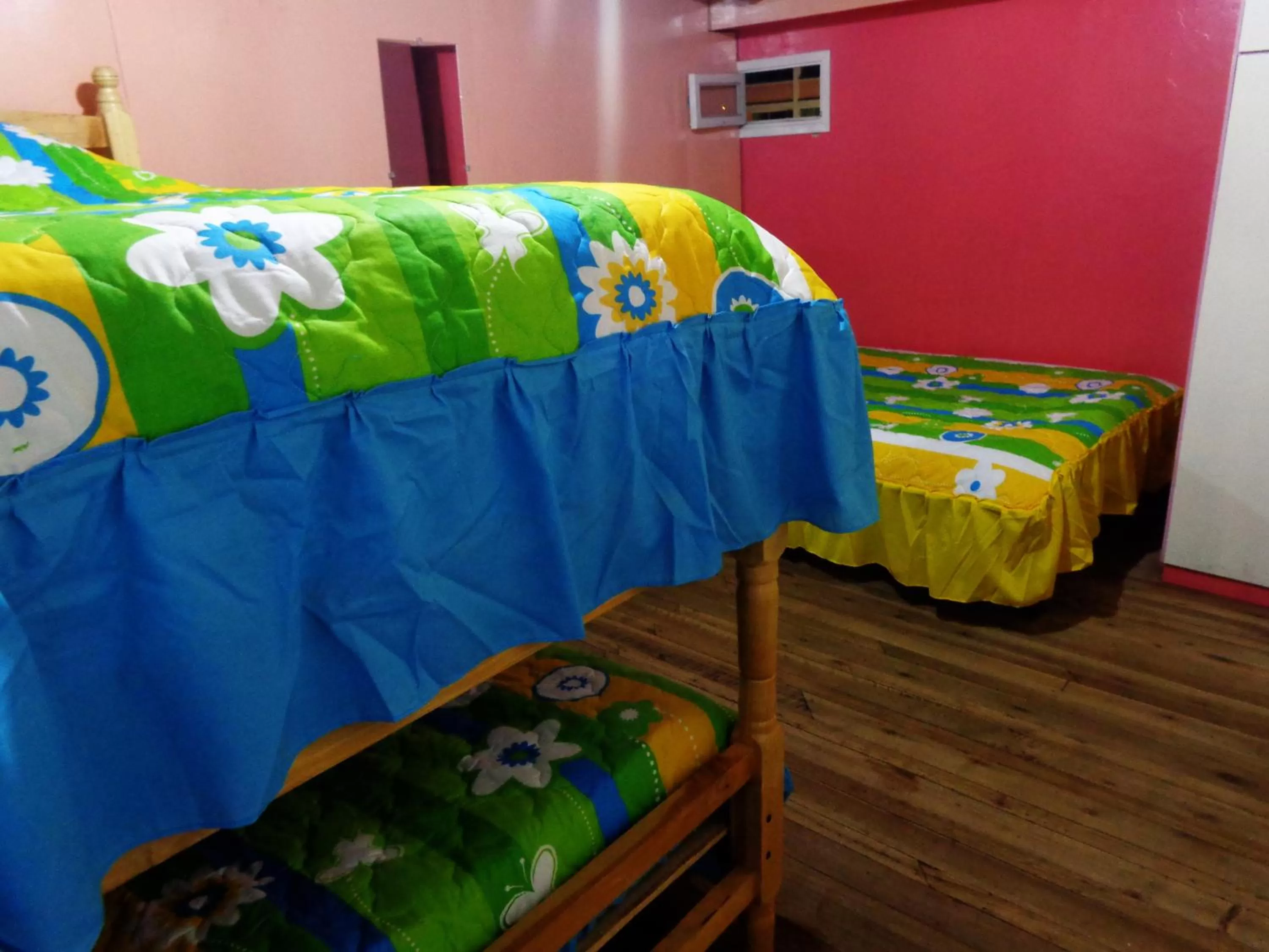 Photo of the whole room, Bed in Hostal Yumbo Imperial