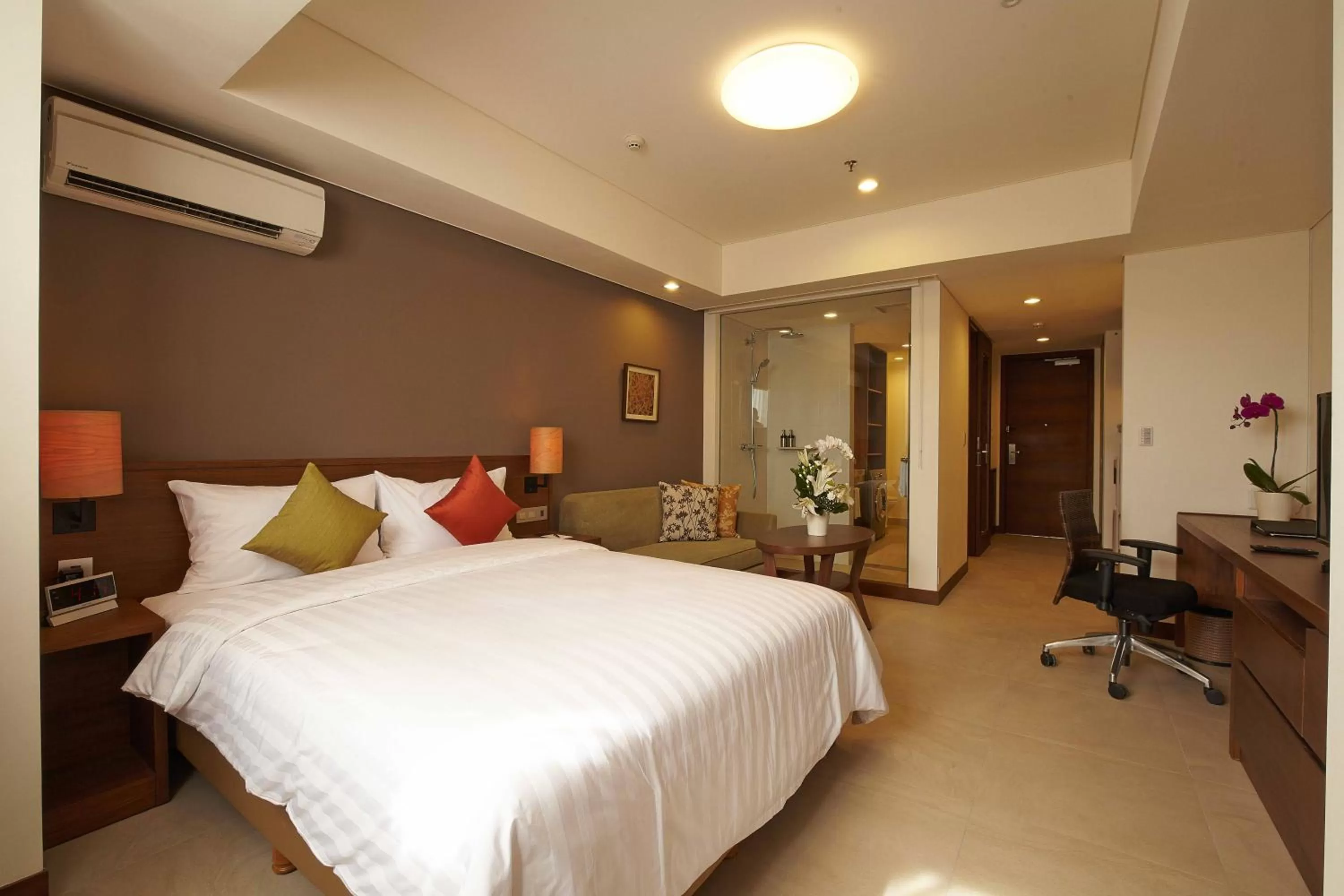 Photo of the whole room, Bed in Axia South Cikarang Service Apartment