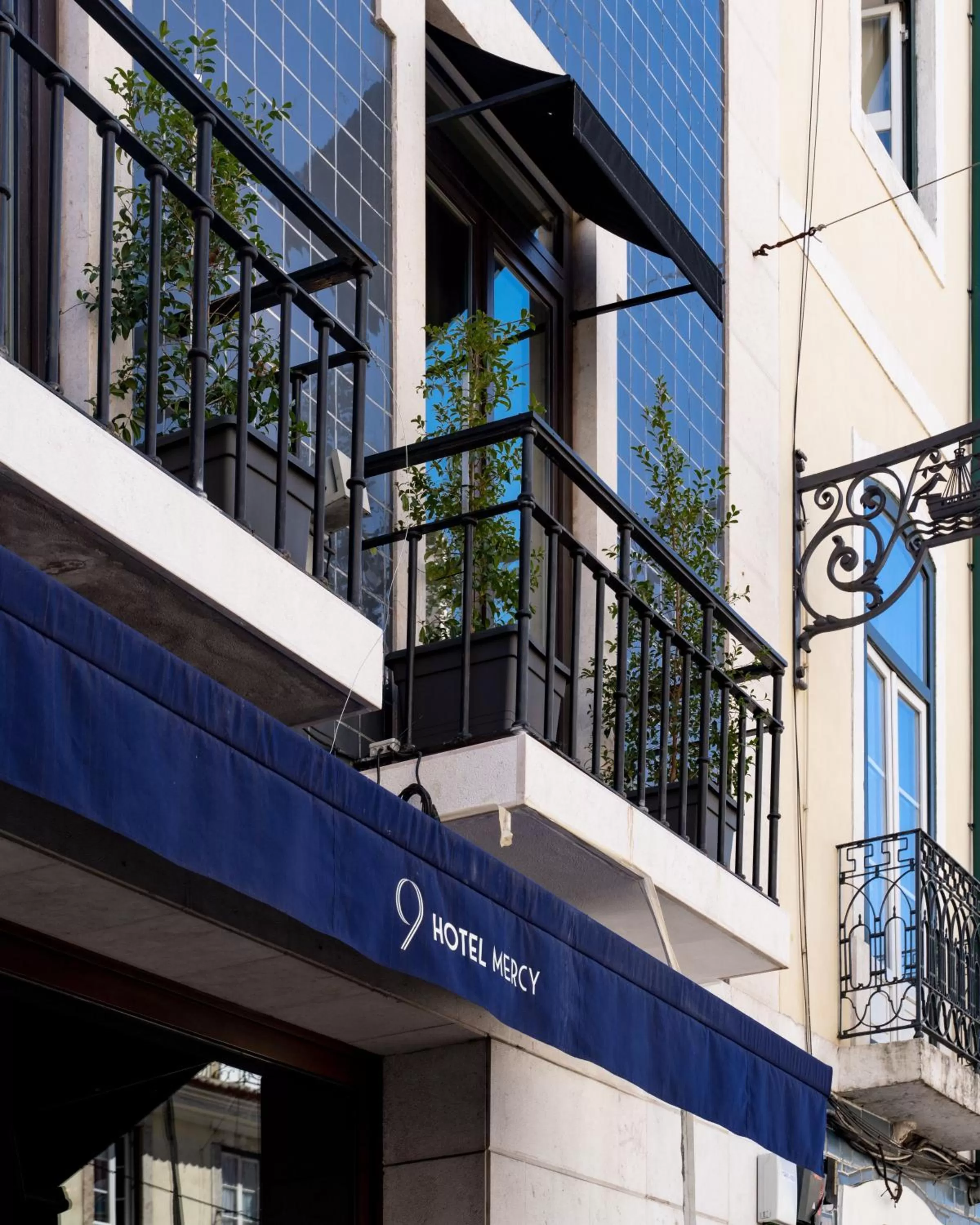 Facade/entrance in 9Hotel Mercy