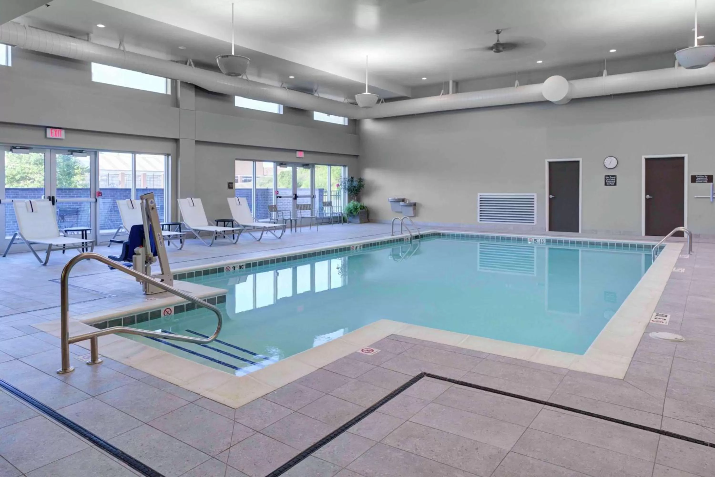 Pool view in Homewood Suites By Hilton Lansing Eastwood