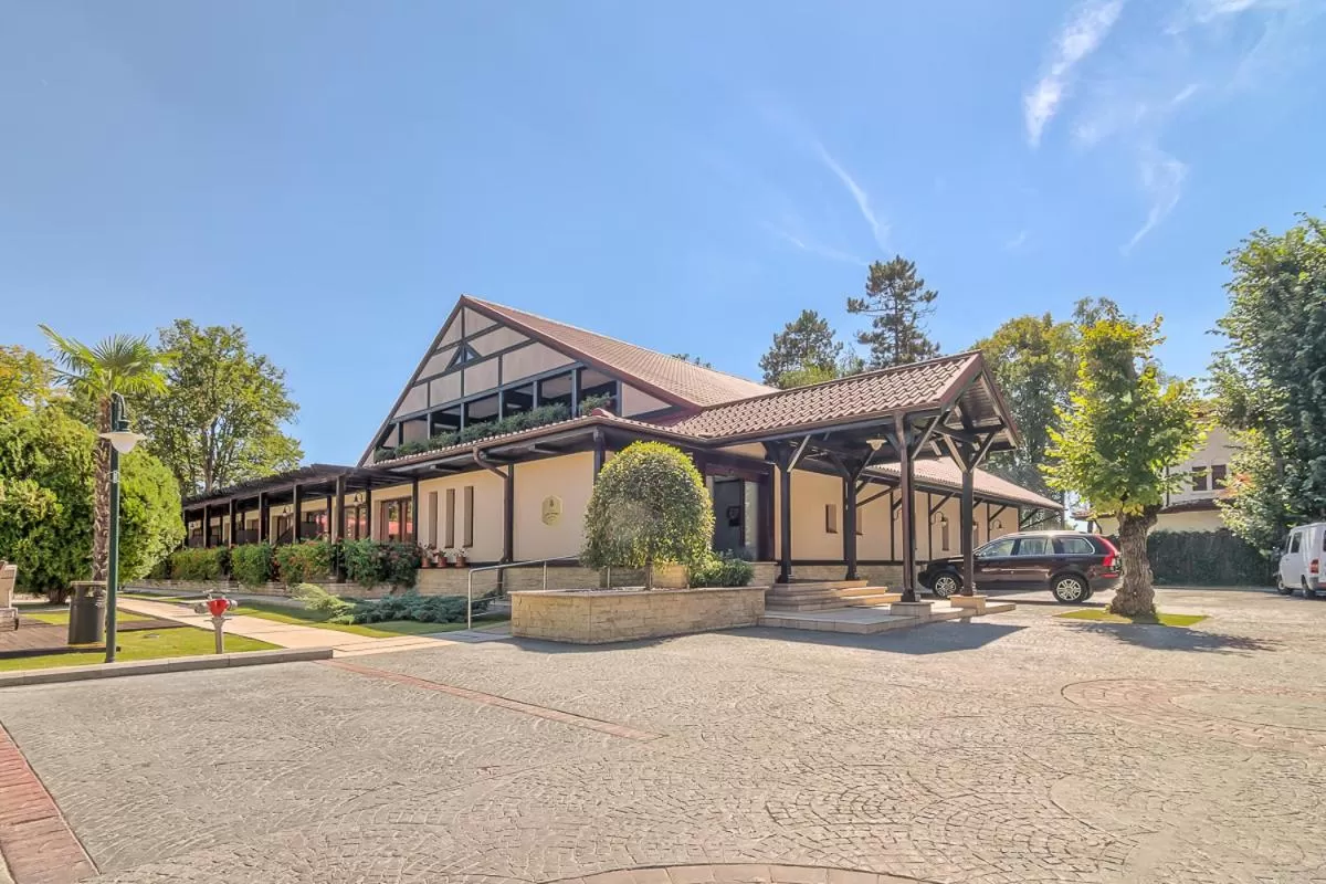 Property building in Hotel Snagov Club