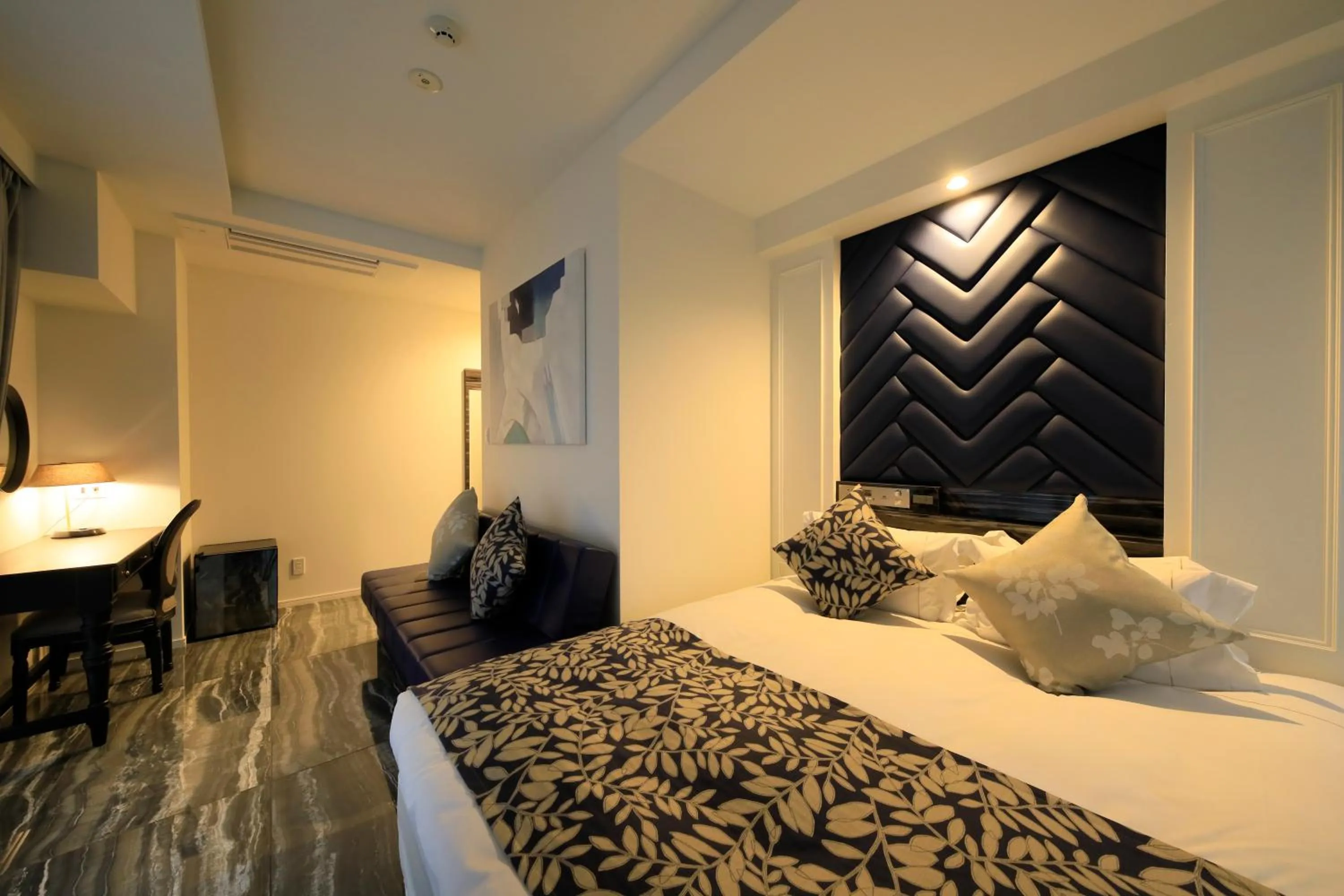 Photo of the whole room, Bed in Centurion Hotel Residential Akasaka Station