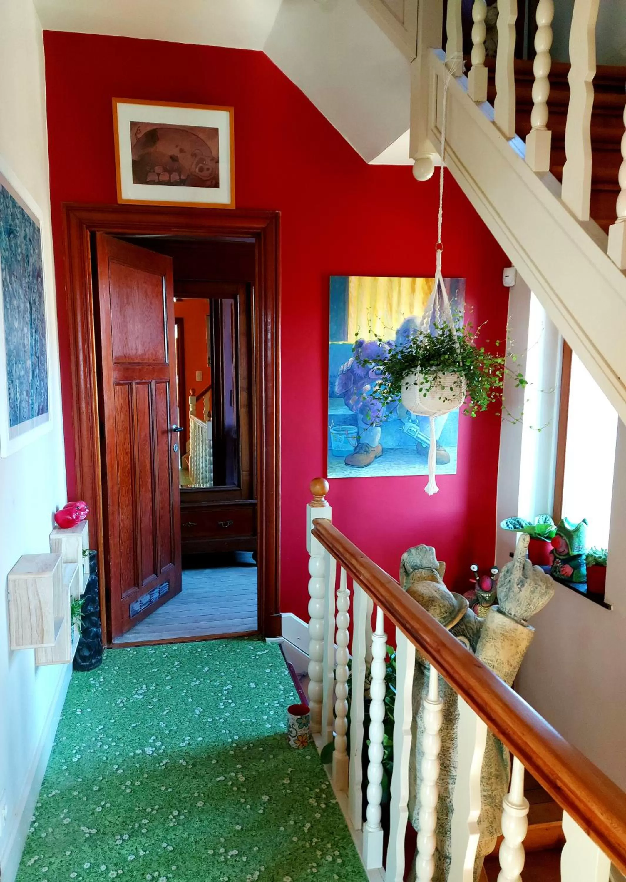 Decorative detail in L'Atelier Bed and Breakfast