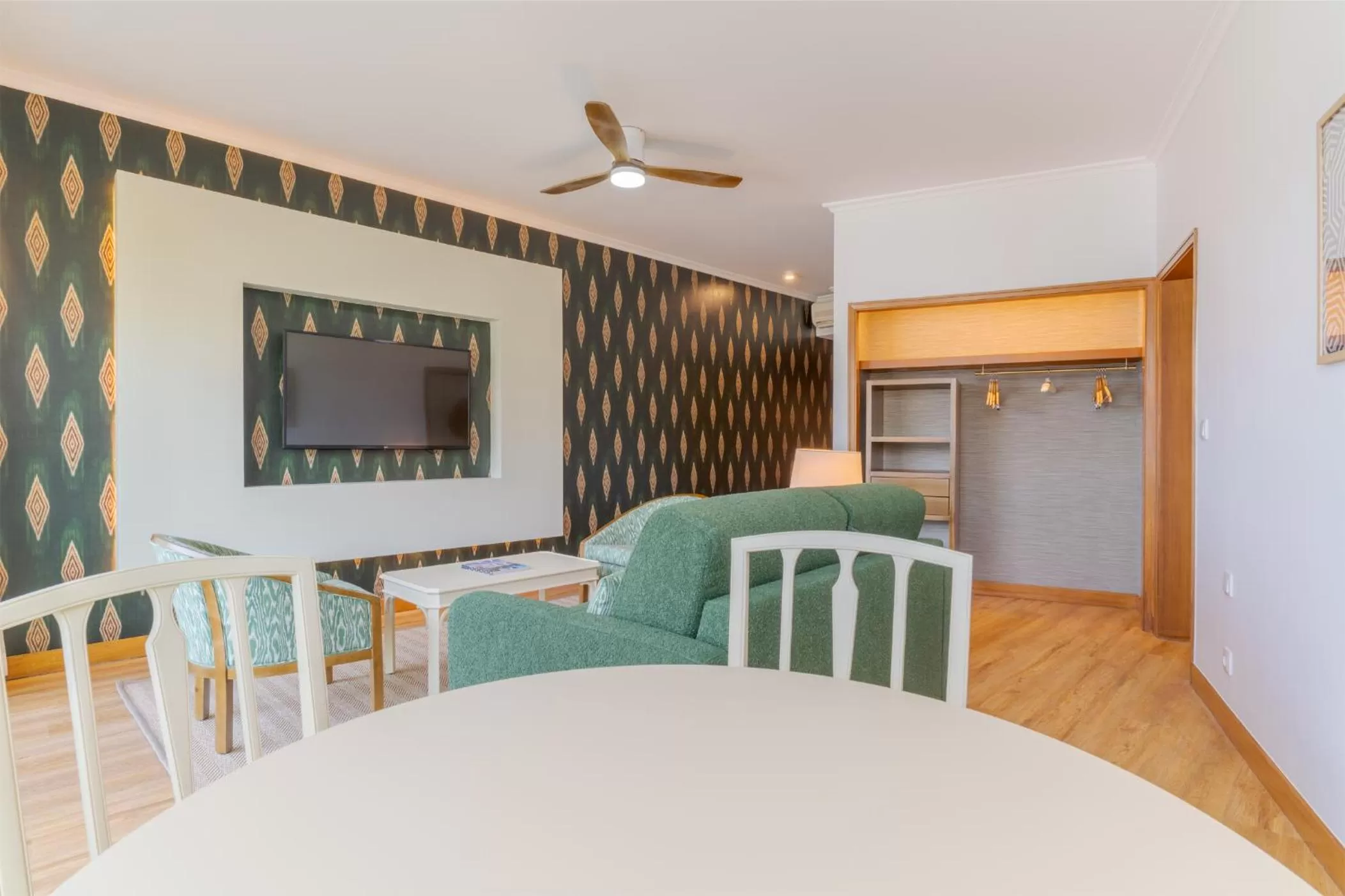 Living room in Pestana Vila Lido Madeira Ocean Hotel