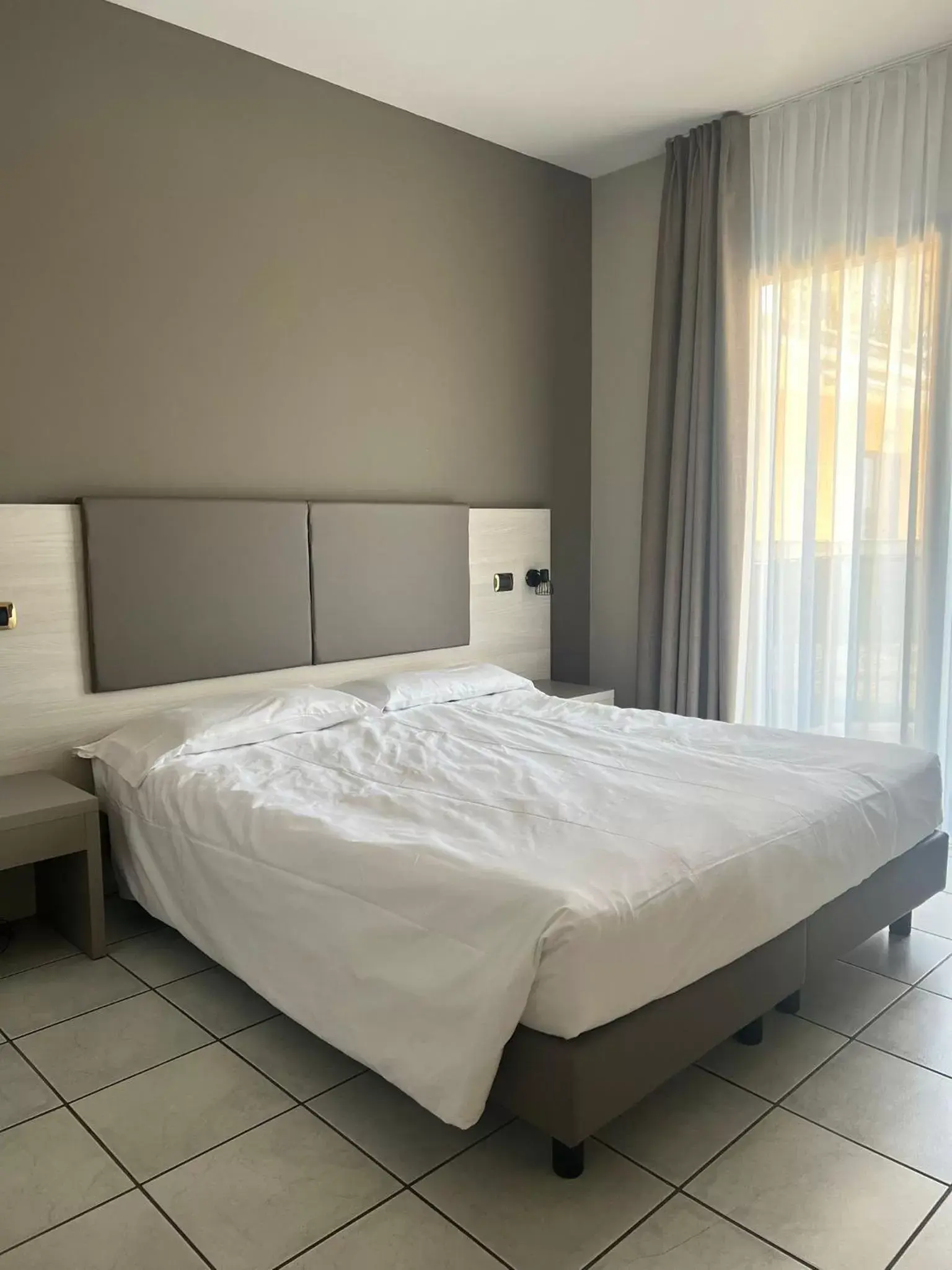 One-Bedroom Suite with Terrace and Lake View in Le Terrazze sul Lago Hotel & Residence One-Bedroom Suite with Terrace and Lake View in Le Terrazze sul Lago Hotel & Residence