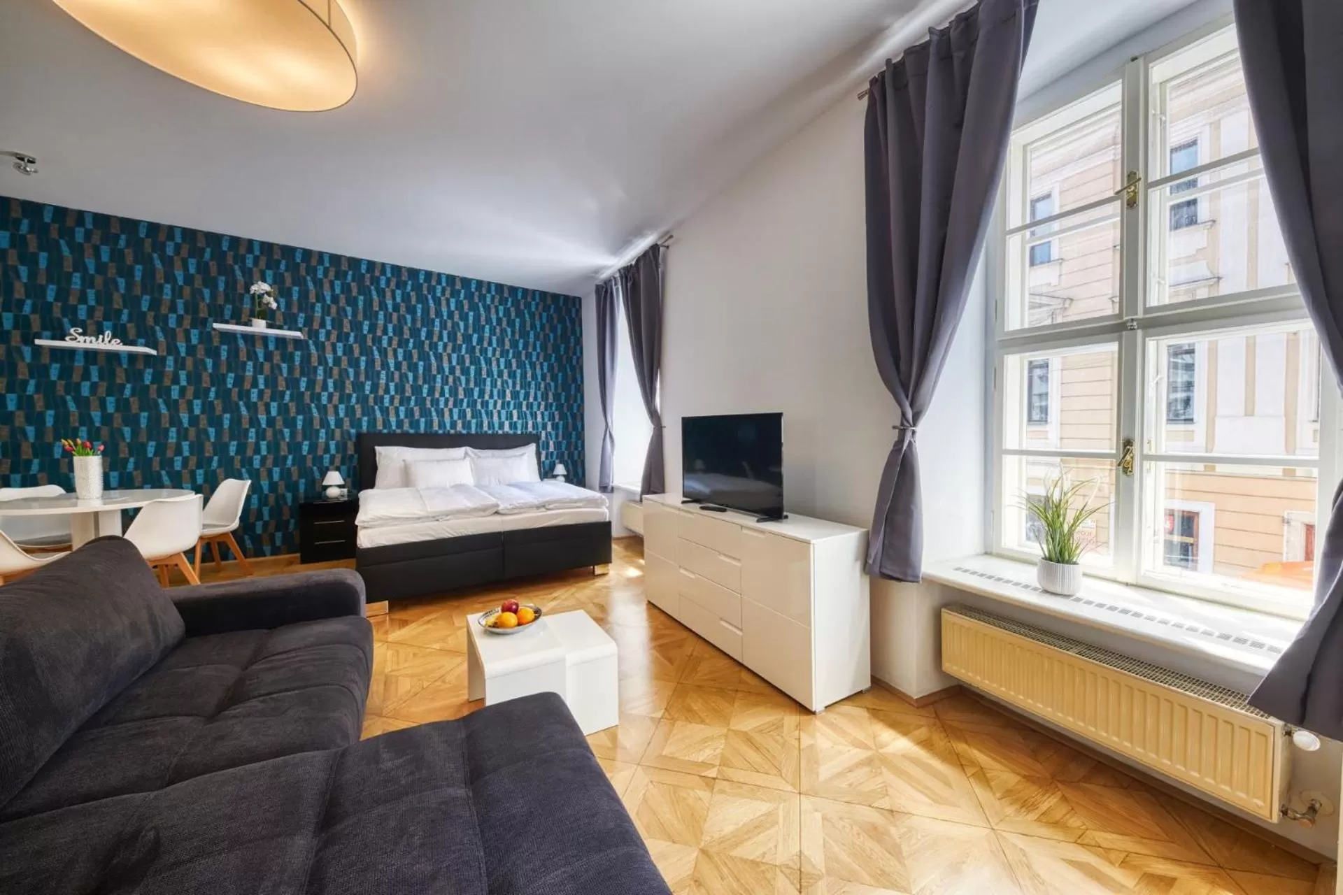 Living room, Bed in Aapartamentoos