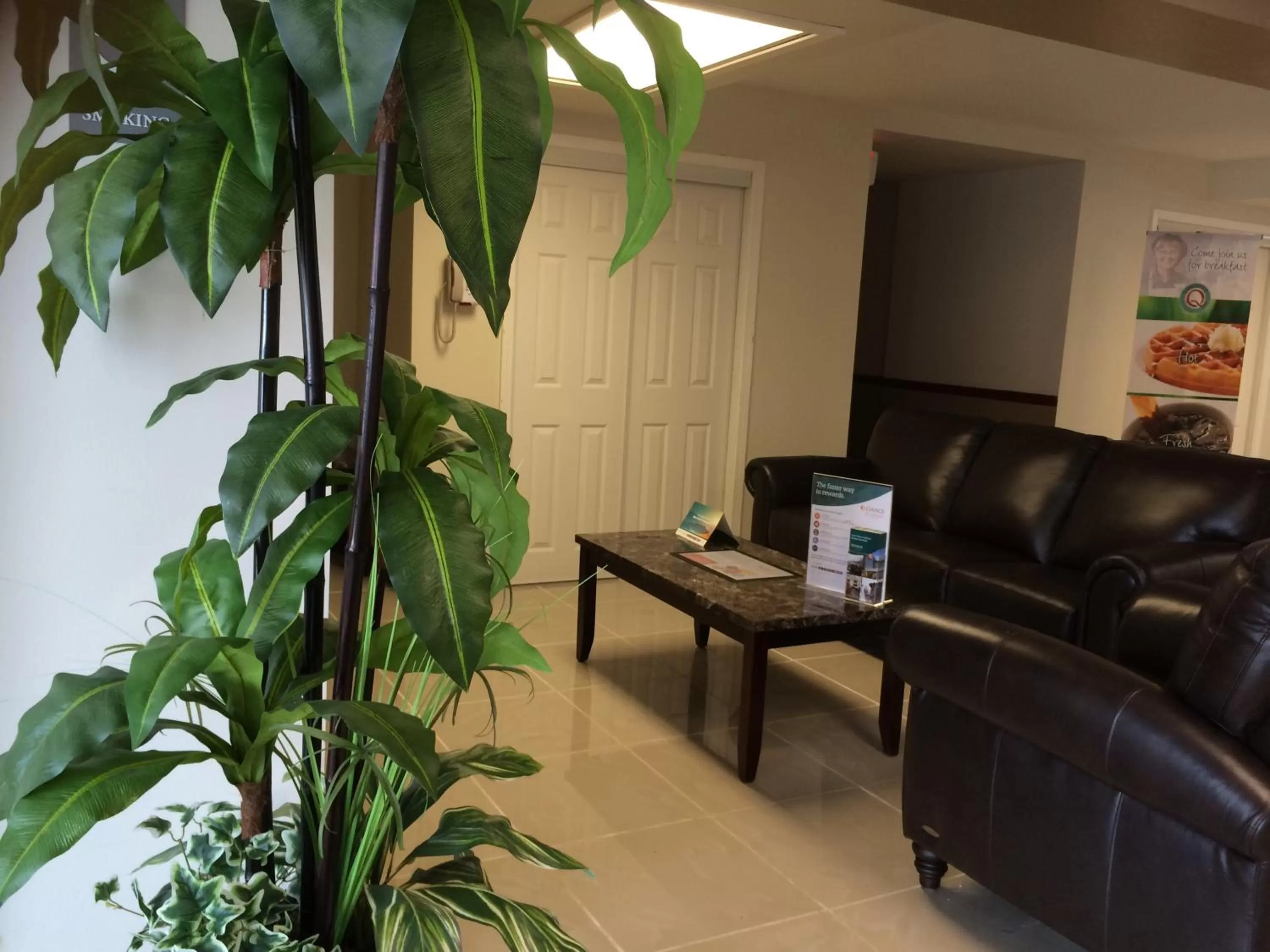 Lobby or reception in Days Inn by Wyndham Hartsfield Jackson Atlanta Airport West