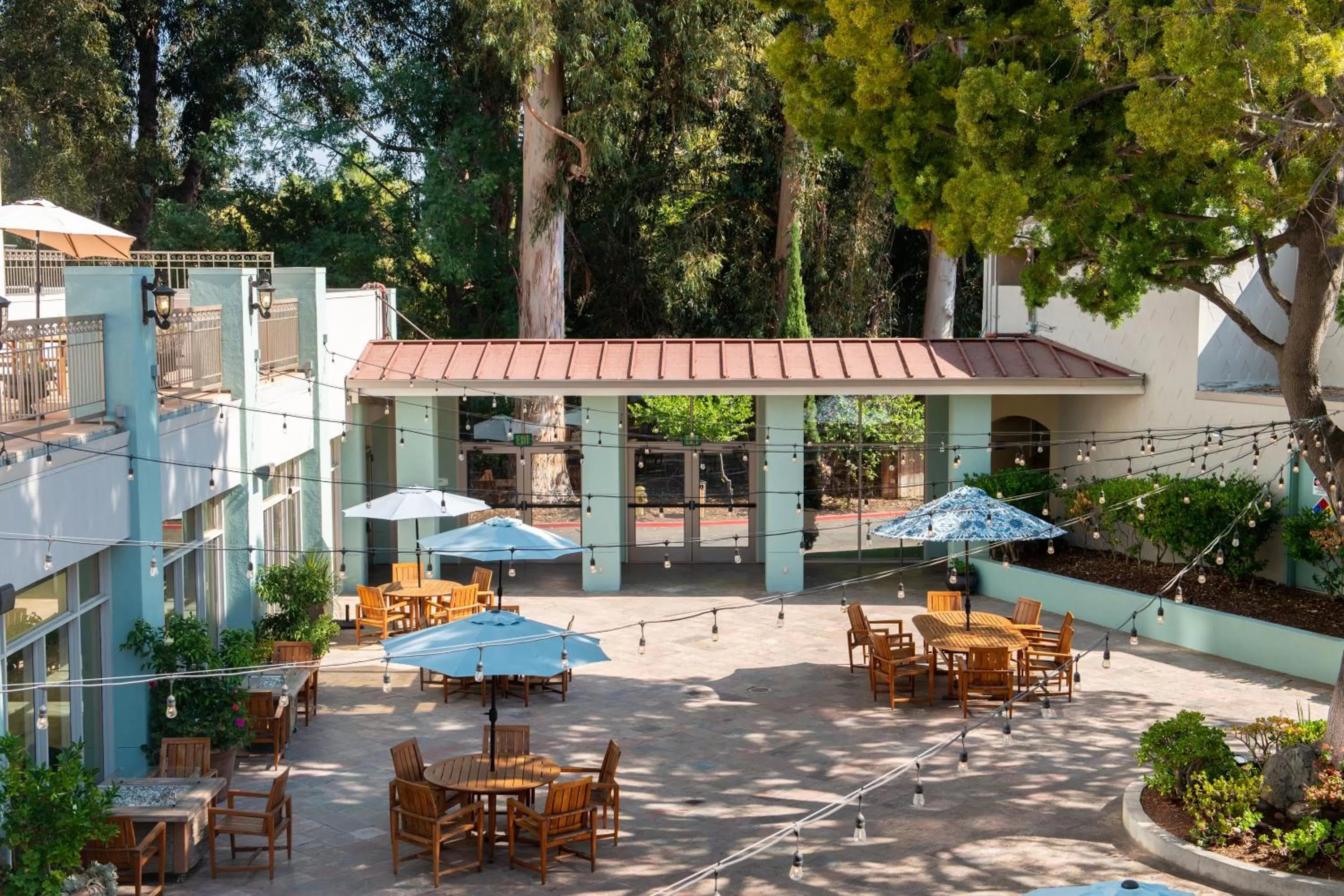 Patio in Crowne Plaza Cabana Hotel by IHG