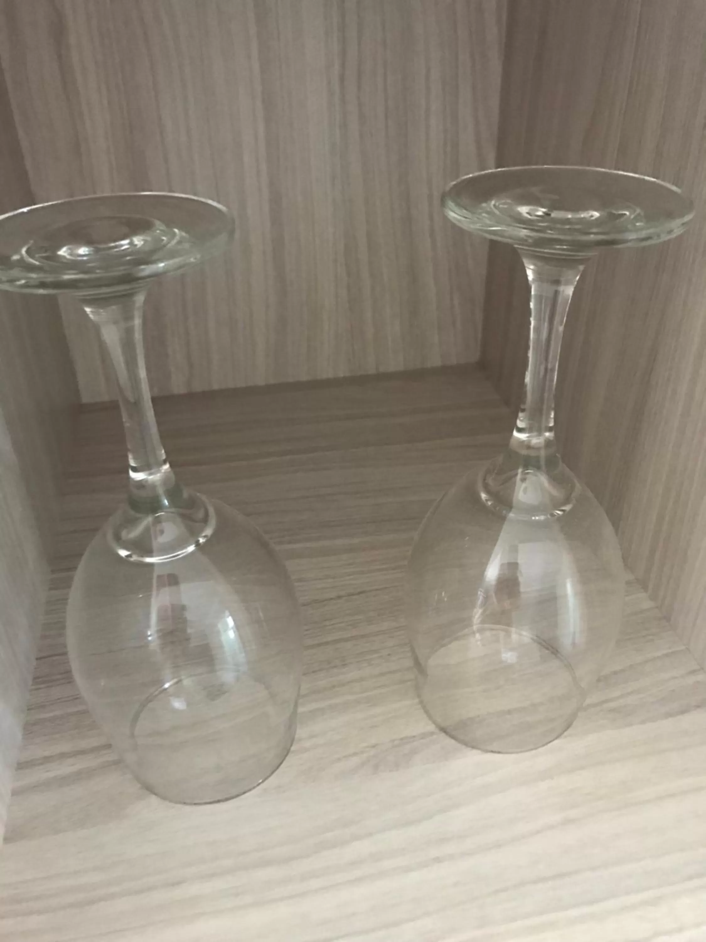 Drinks in Kootingal Landview Motel