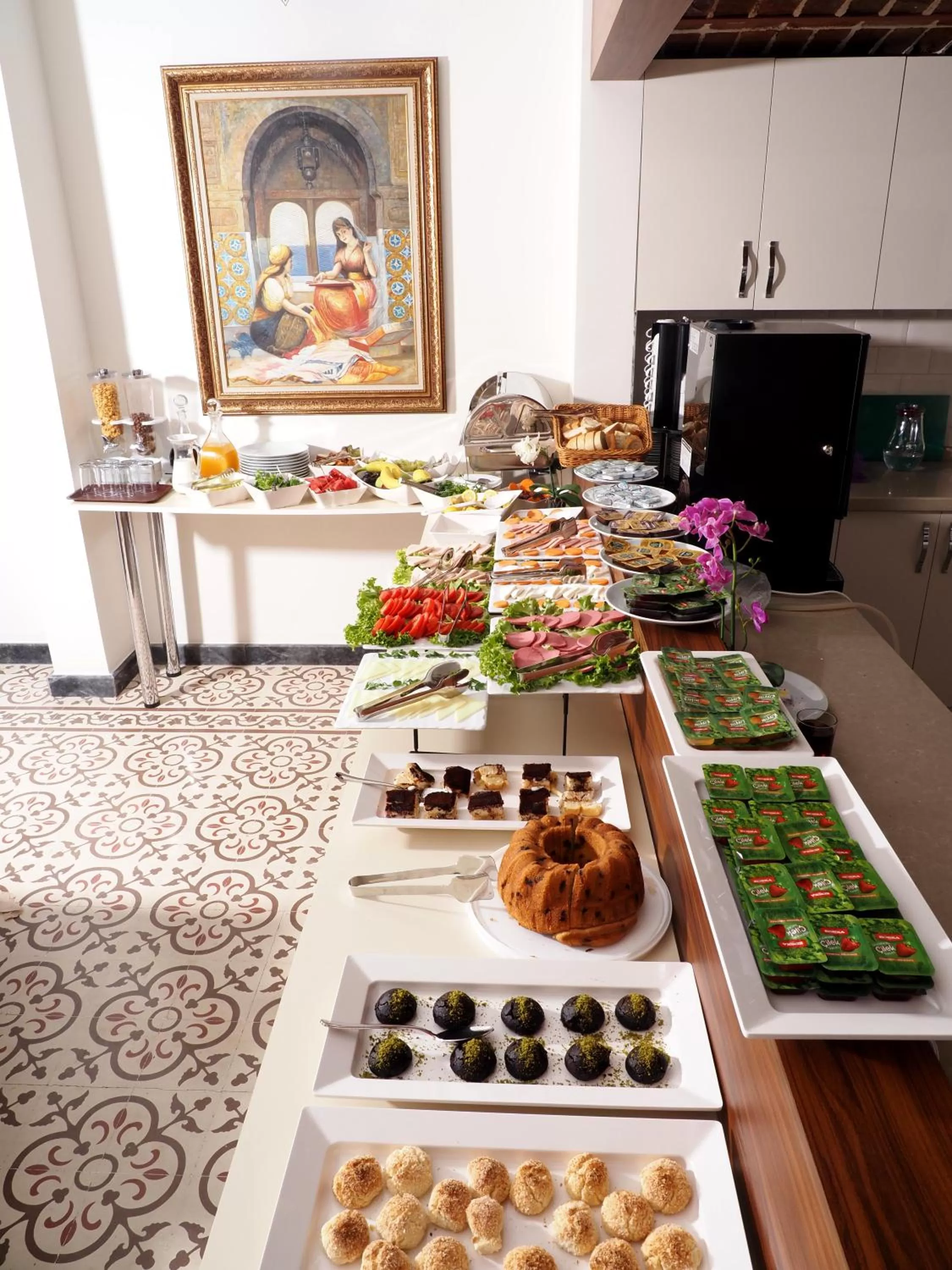 Breakfast in Nusretbey Hotel